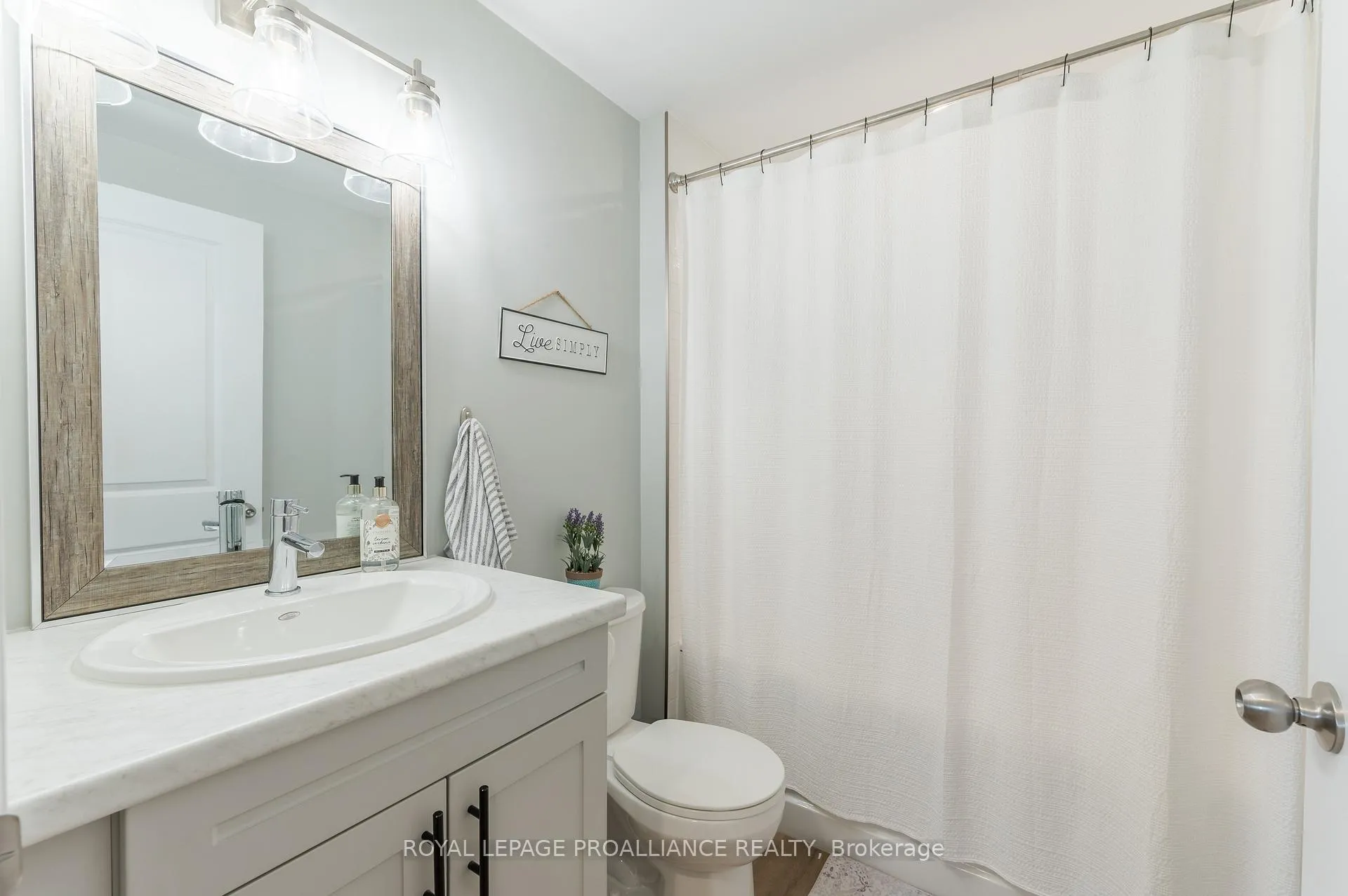 Photo 46 of 913 John Fairhurst Boulevard, Cobourg — HOMEH
