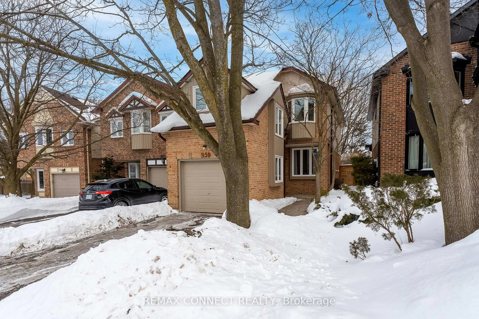 Photo 30 of 959 Redbird Crescent, Pickering, Liverpool — HOMEH