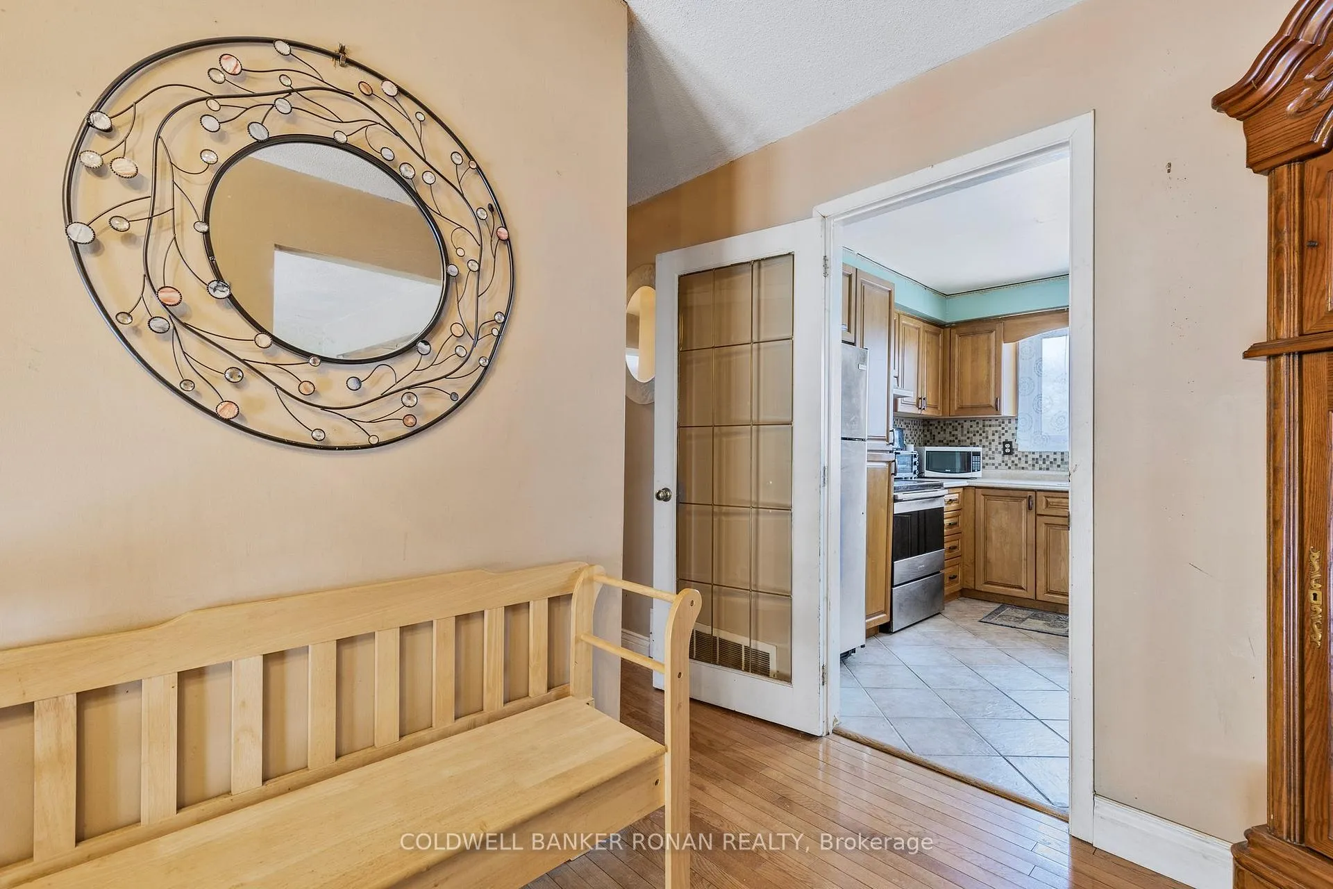 Photo 6 of 192 Mackenzie Street, New Tecumseth, Alliston — HOMEH