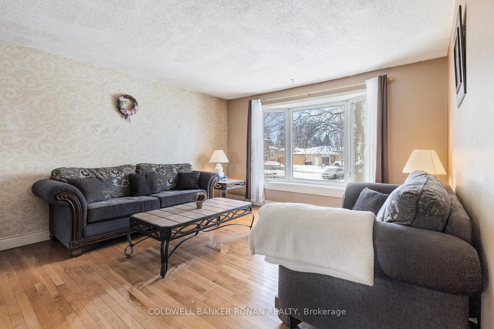 Photo 7 of 192 Mackenzie Street, New Tecumseth, Alliston — HOMEH