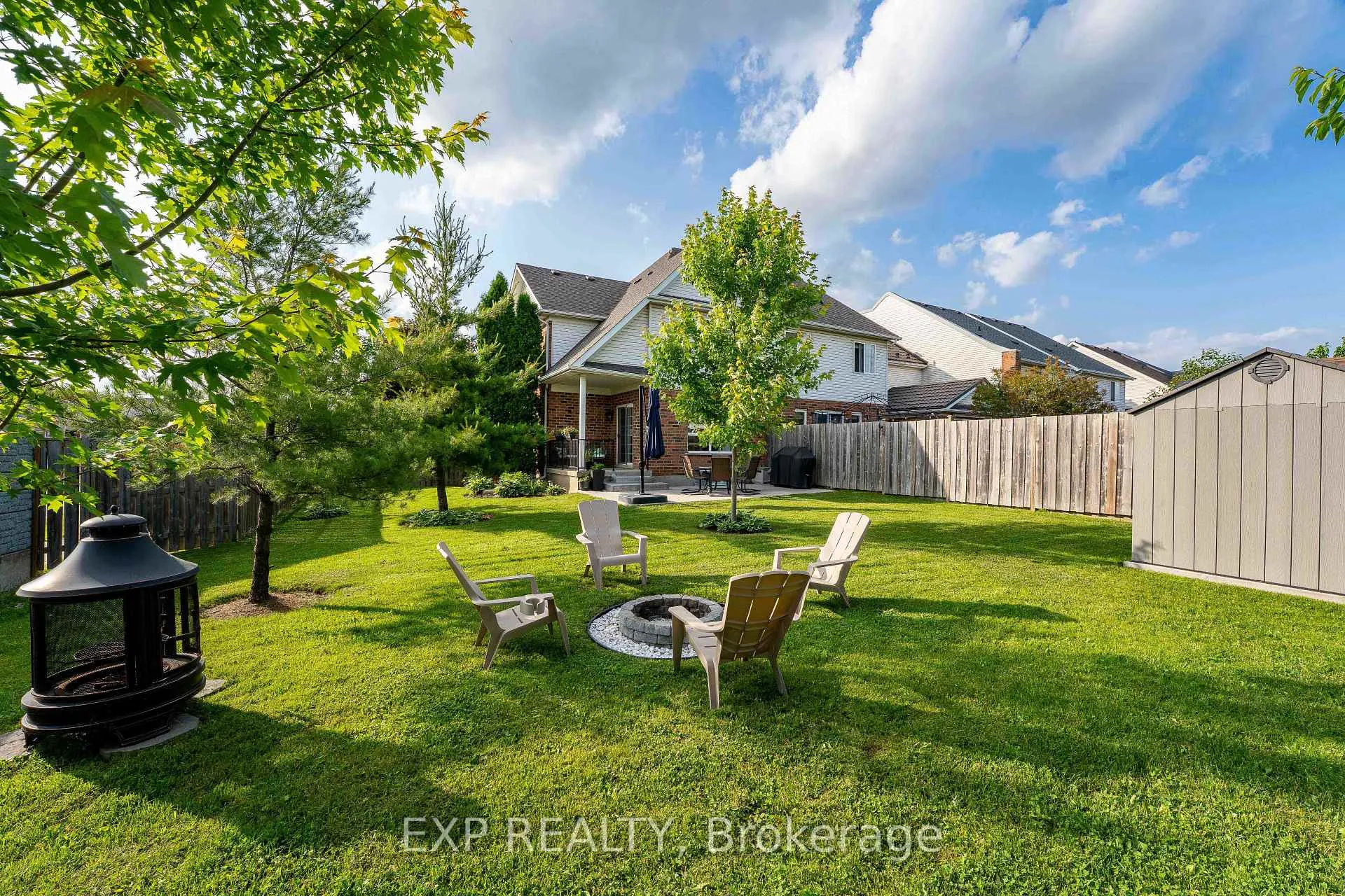 Photo 43 of 2 Colton Circle, Kitchener — HOMEH