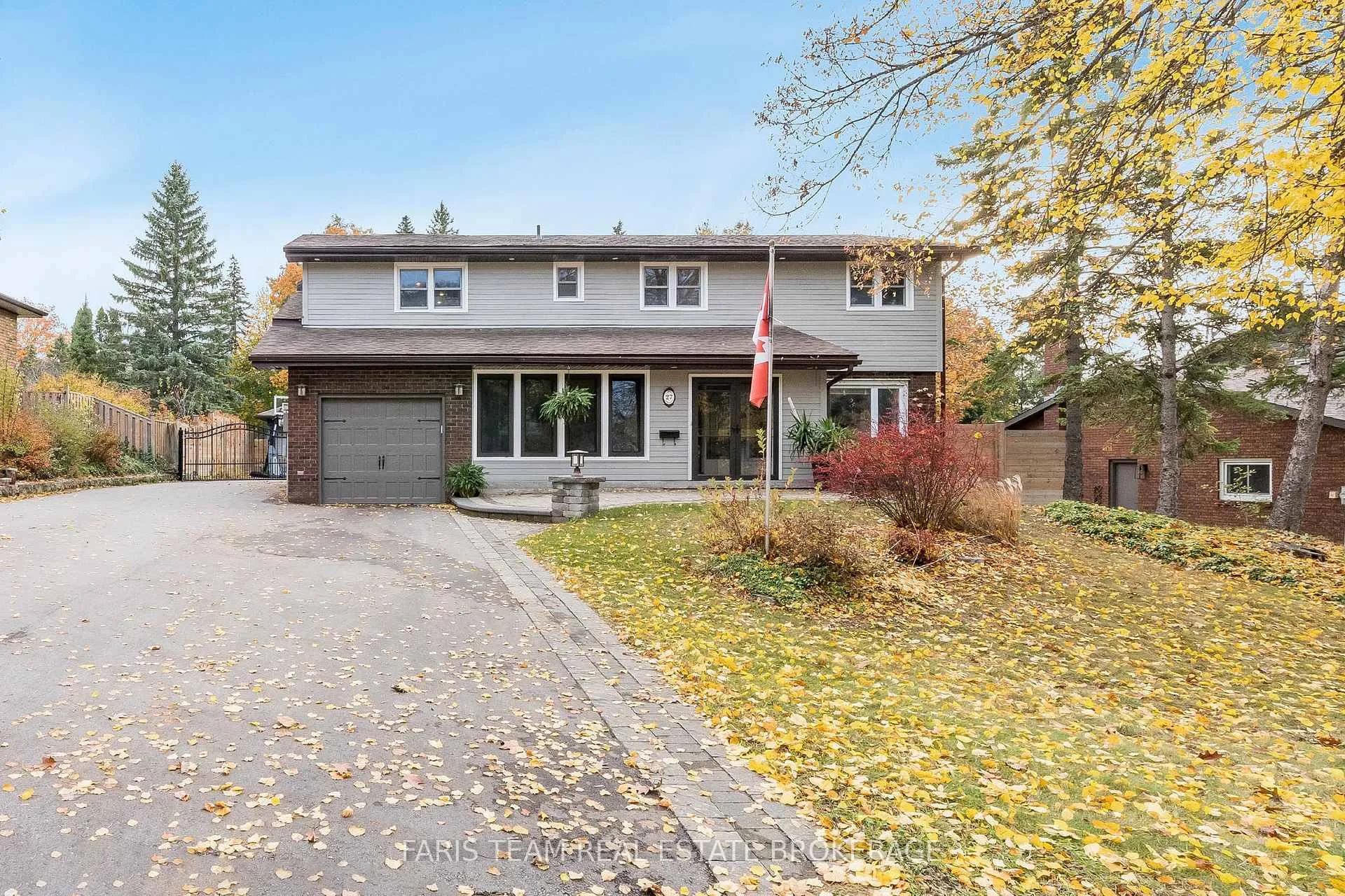 Photo 6 of 27 Garrett Crescent, Barrie, North Shore — HOMEH