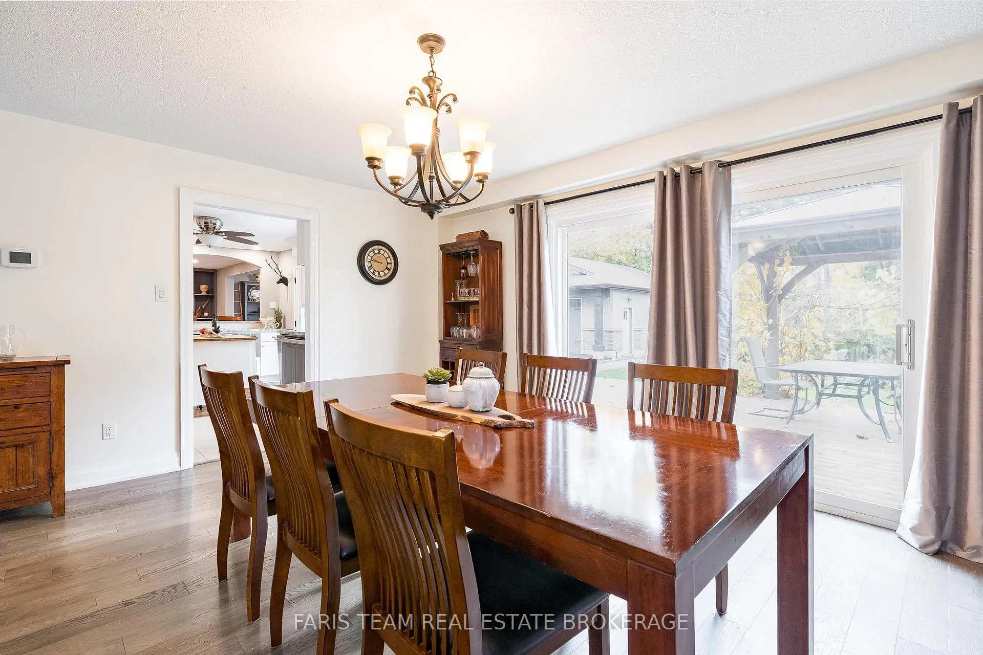Photo 10 of 27 Garrett Crescent, Barrie, North Shore — HOMEH