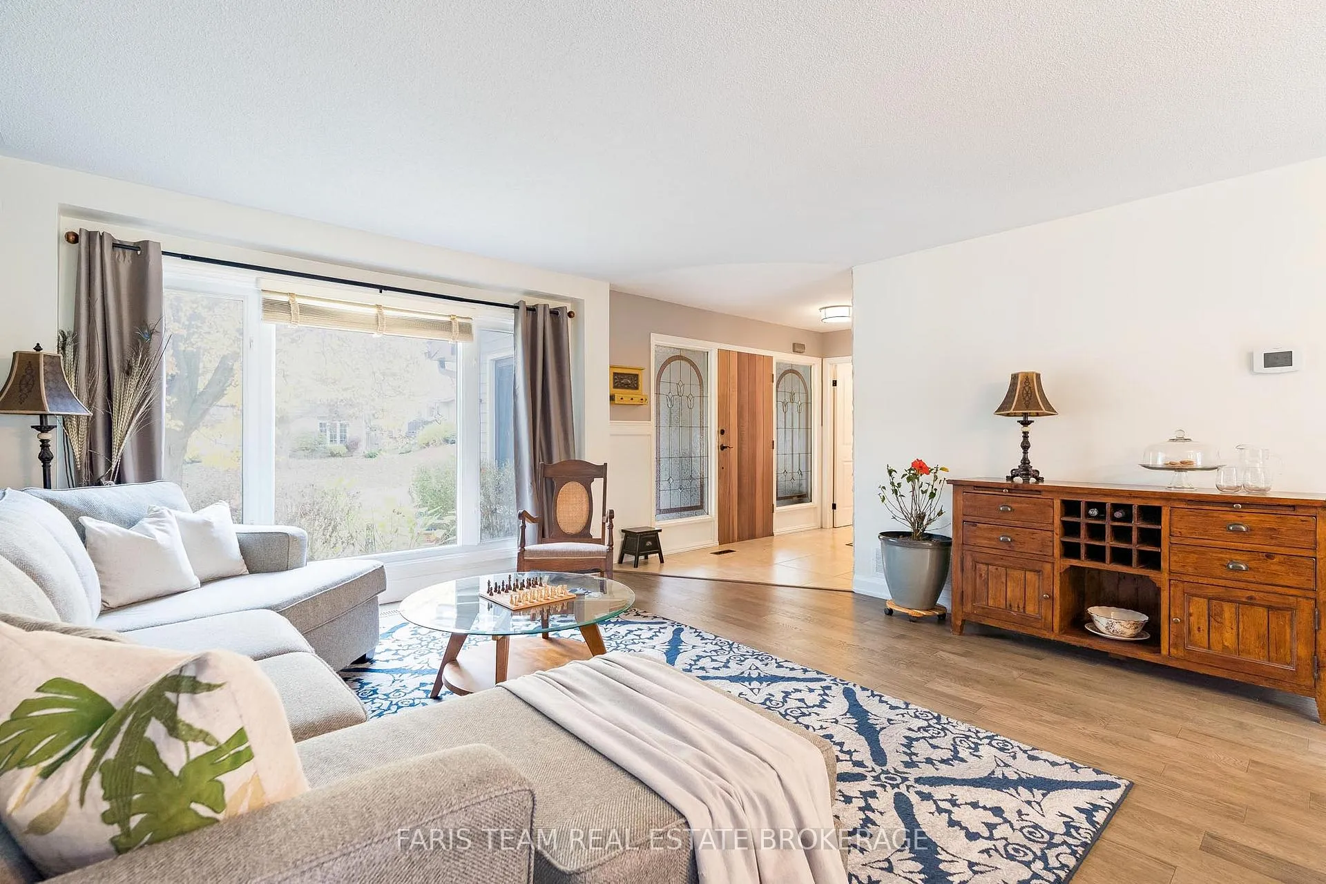 Photo 13 of 27 Garrett Crescent, Barrie, North Shore — HOMEH