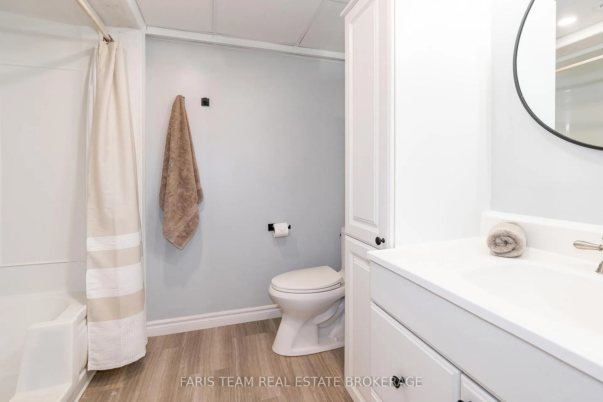 Photo 38 of 27 Garrett Crescent, Barrie, North Shore — HOMEH