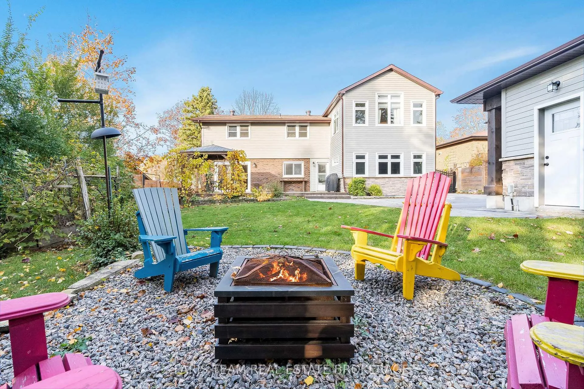 Photo 45 of 27 Garrett Crescent, Barrie, North Shore — HOMEH