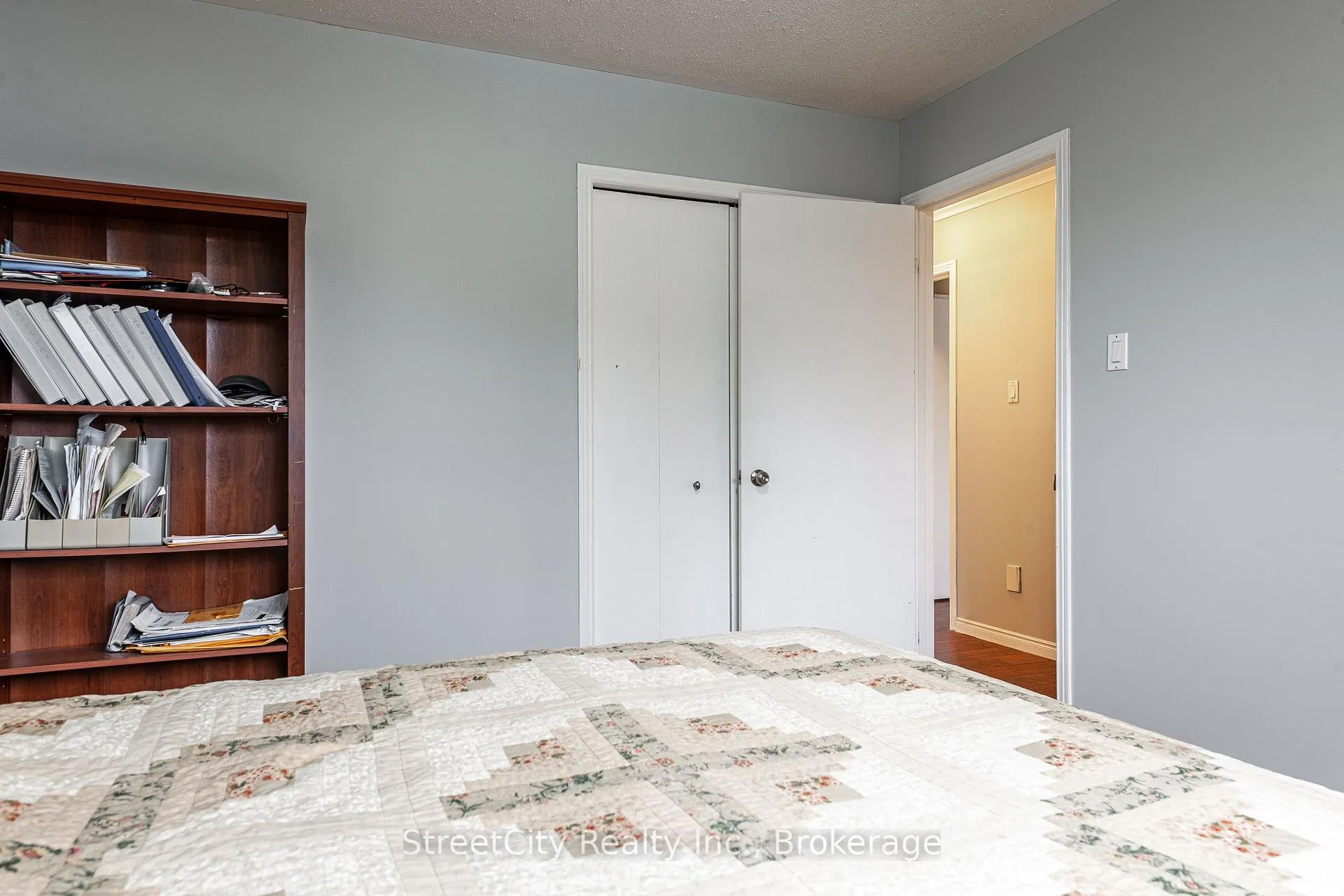 Photo 22 of 43 Freeland Drive, Stratford — HOMEH