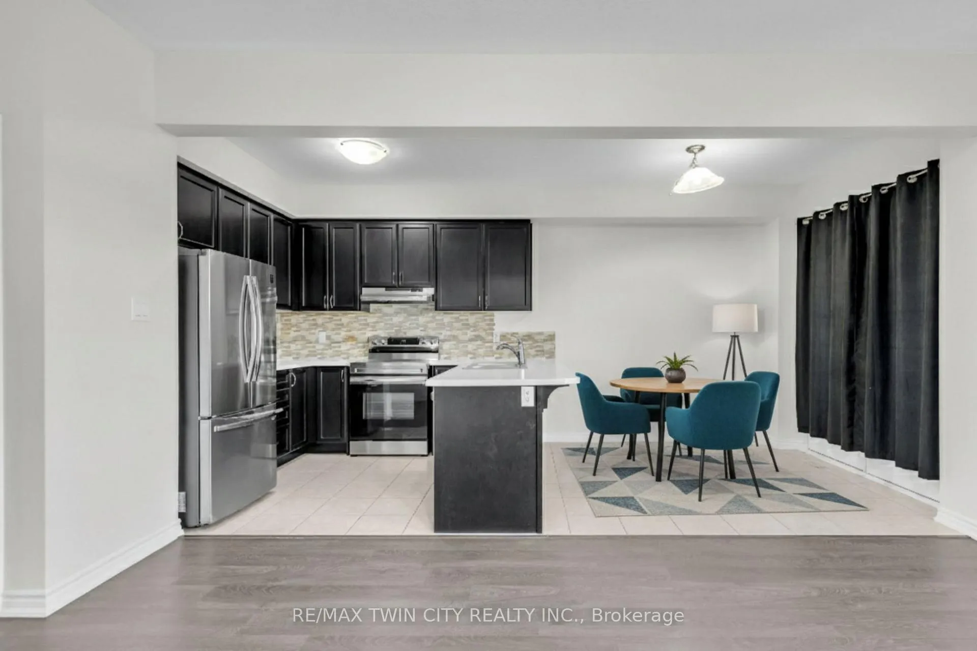 Photo 4 of 146 Flagg Avenue, Brant, Paris — HOMEH