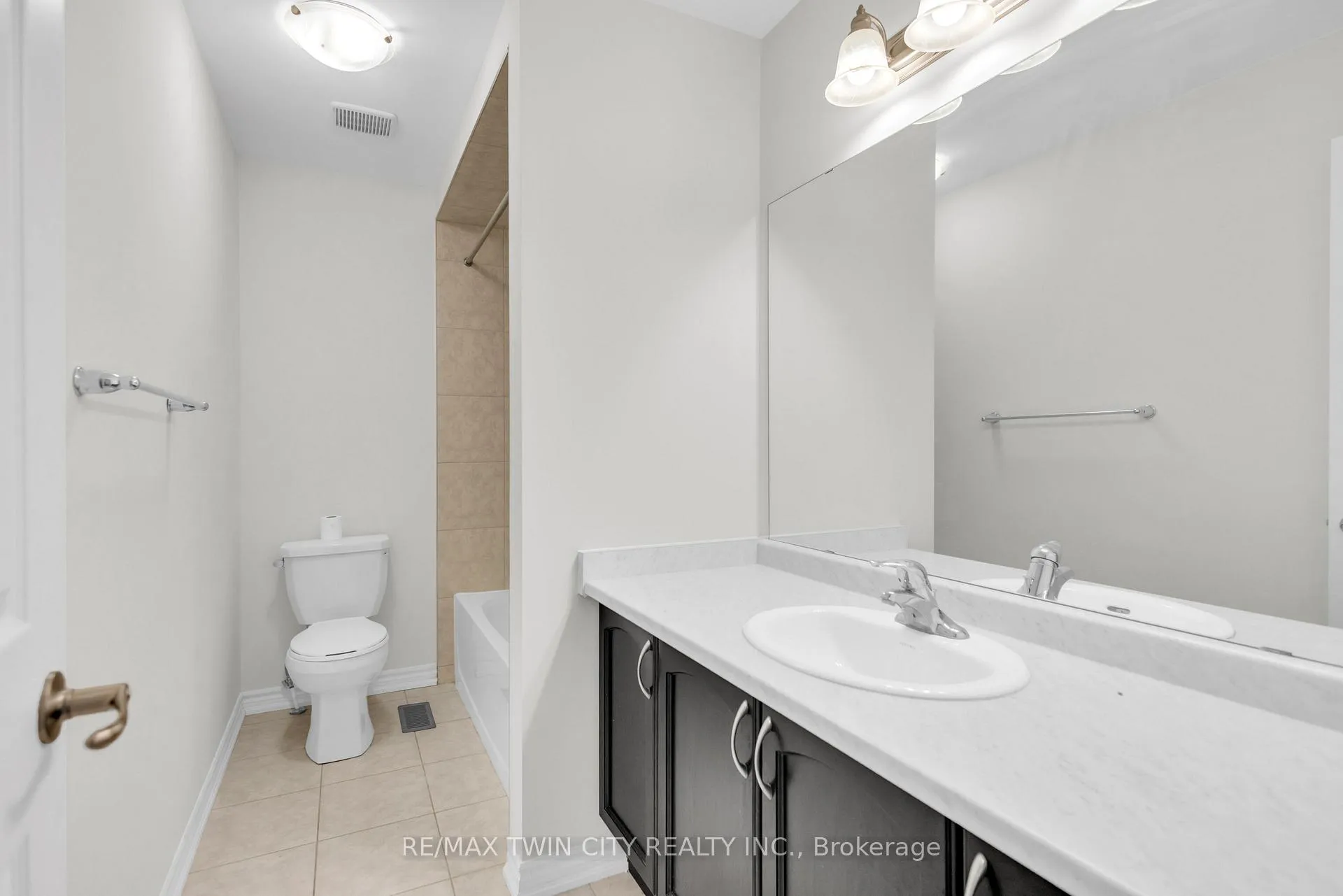 Photo 19 of 146 Flagg Avenue, Brant, Paris — HOMEH