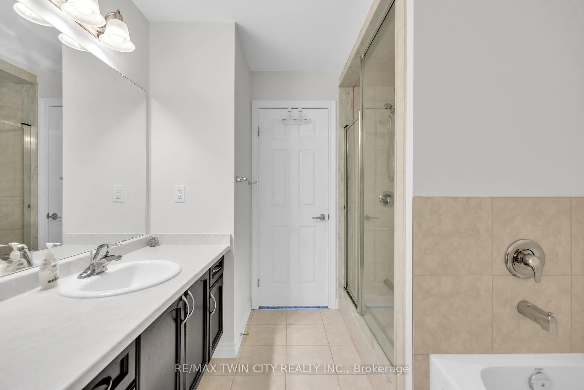 Photo 21 of 146 Flagg Avenue, Brant, Paris — HOMEH
