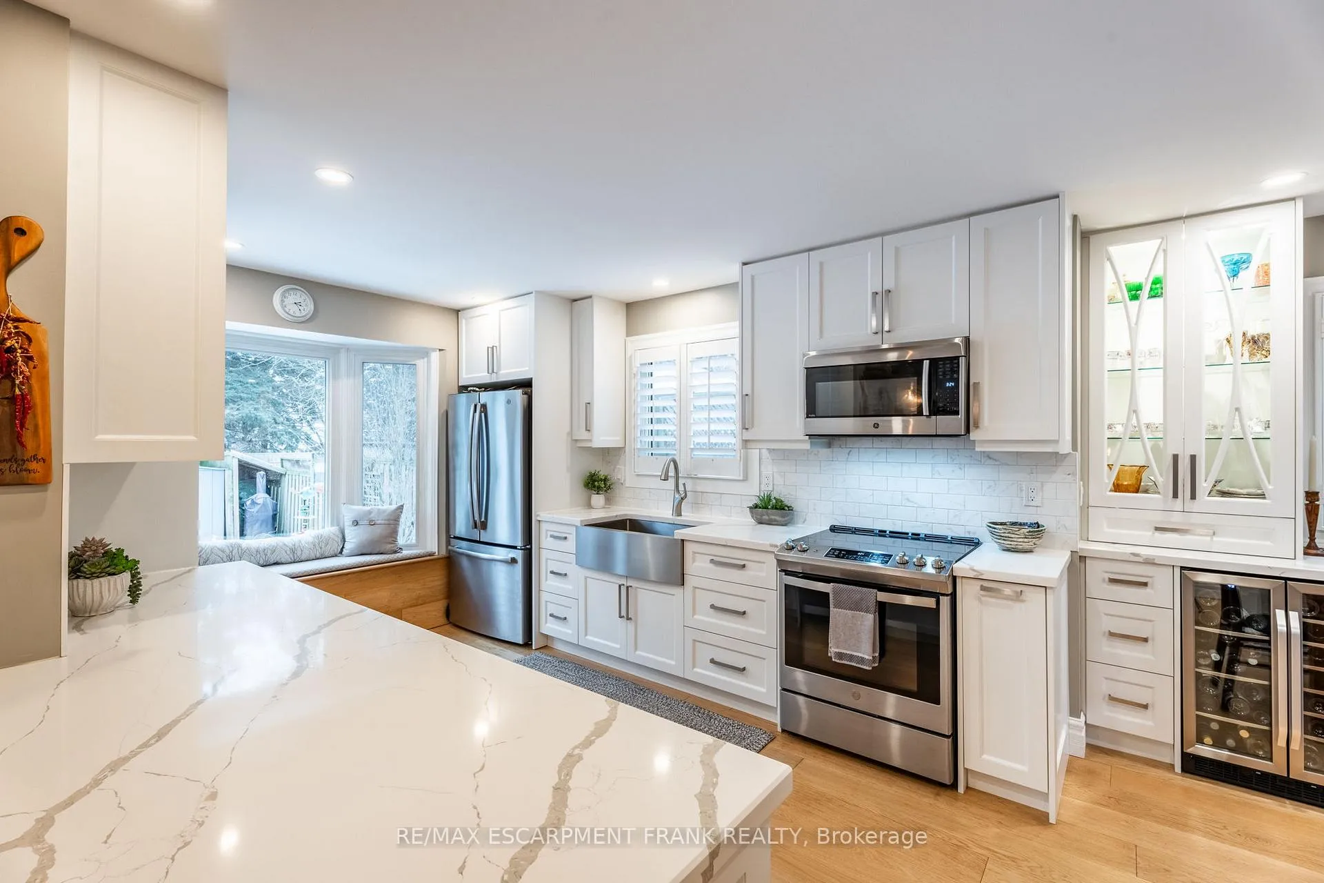 Photo 12 of 371 Knightsbridge Crescent, Hamilton, Ancaster — HOMEH