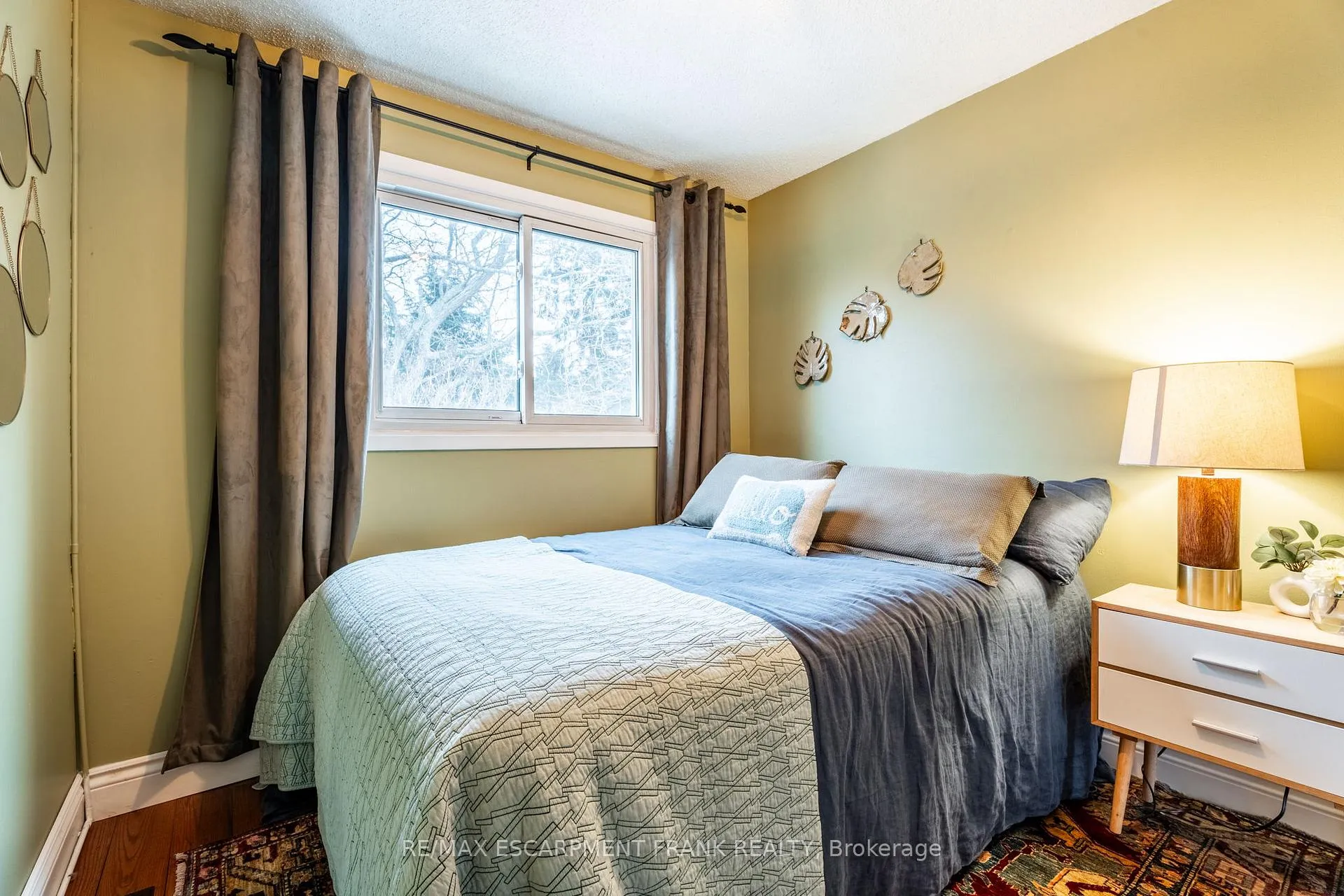 Photo 22 of 371 Knightsbridge Crescent, Hamilton, Ancaster — HOMEH
