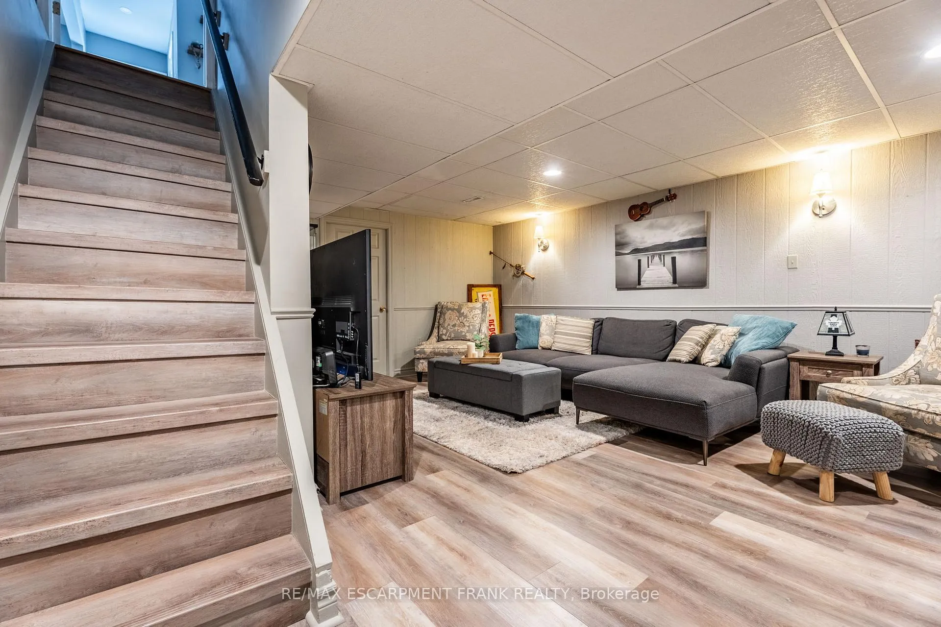 Photo 30 of 371 Knightsbridge Crescent, Hamilton, Ancaster — HOMEH