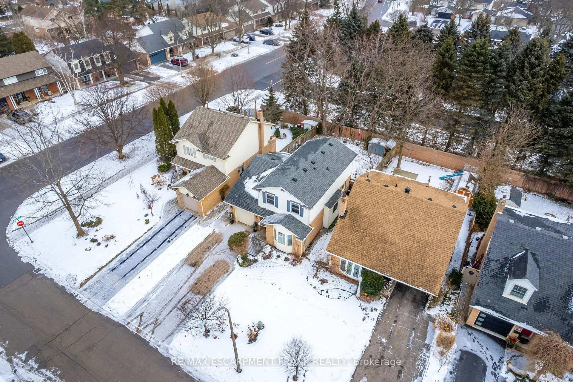 Photo 39 of 371 Knightsbridge Crescent, Hamilton, Ancaster — HOMEH