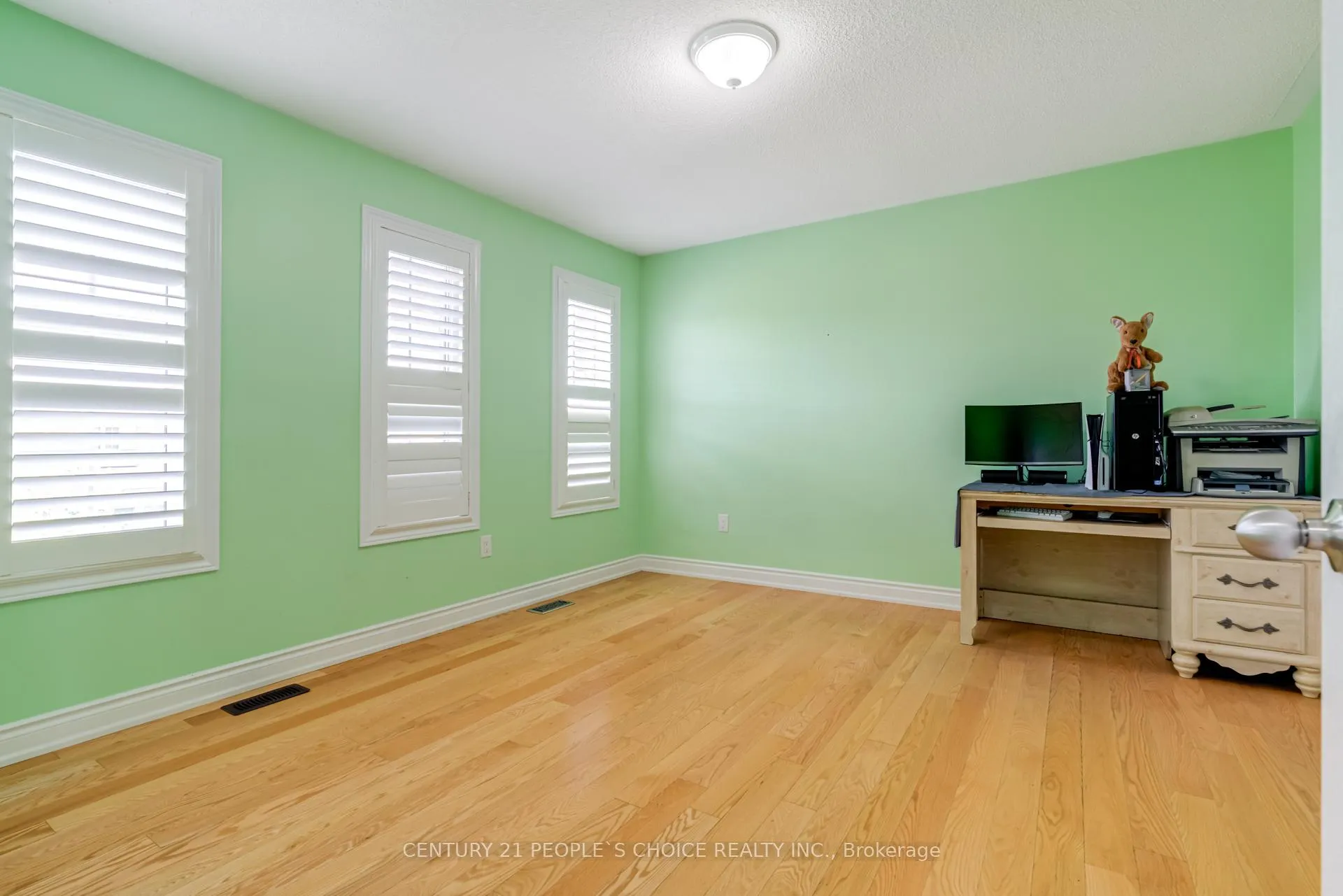 Photo 23 of 89 Education Road, Brampton, Bram East — HOMEH