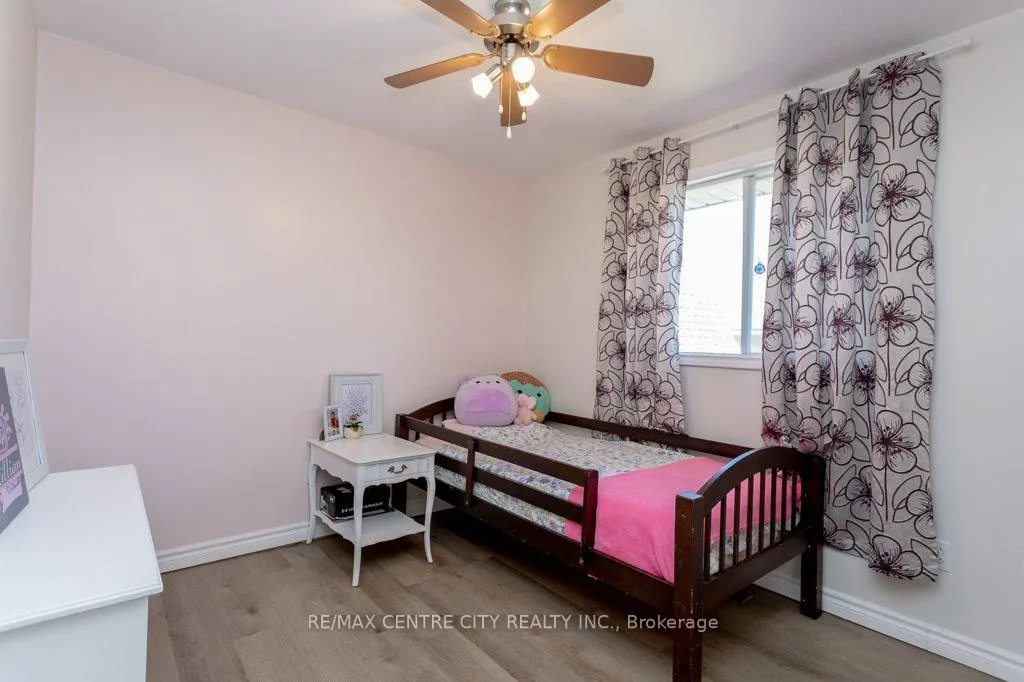 Photo 21 of 55 Melanie Drive E, Aylmer — HOMEH