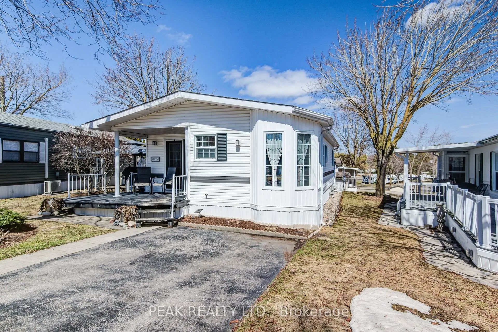 Photo 3 of Unit 355, 580 Beaver Creek Road, Waterloo — HOMEH