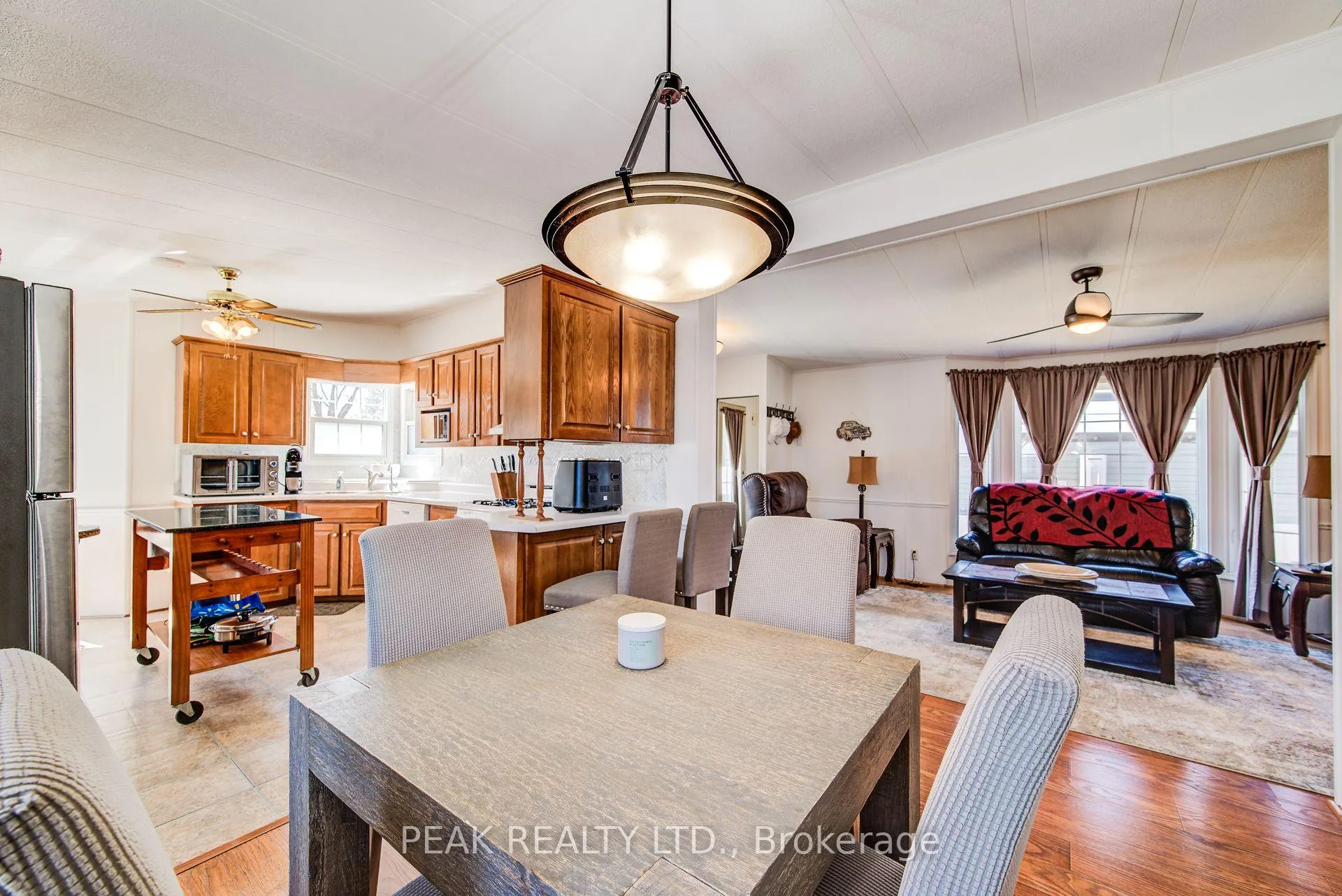 Photo 16 of Unit 355, 580 Beaver Creek Road, Waterloo — HOMEH