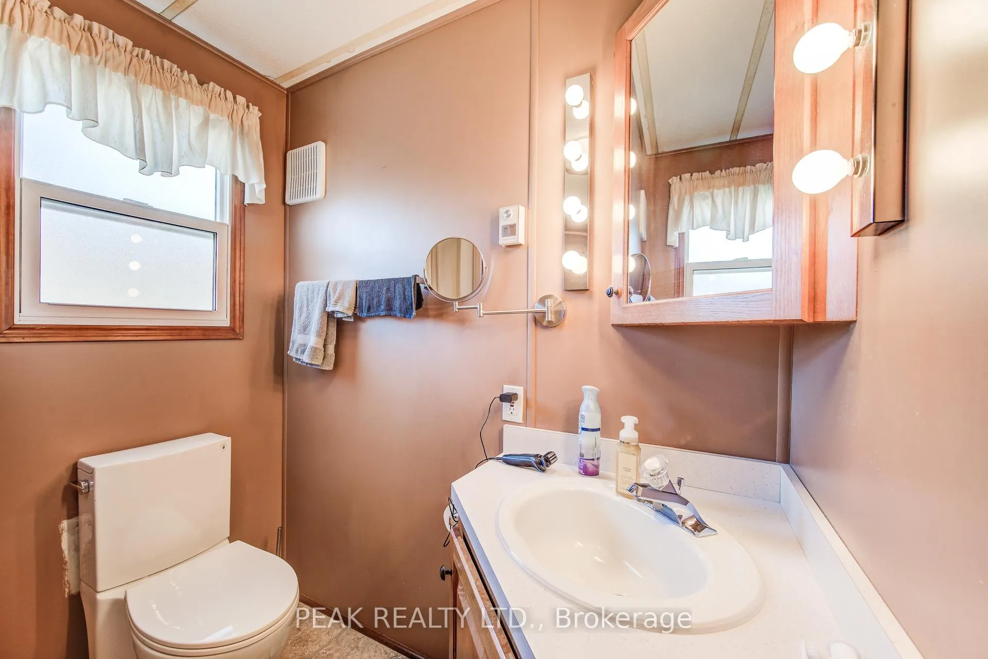 Photo 25 of Unit 355, 580 Beaver Creek Road, Waterloo — HOMEH