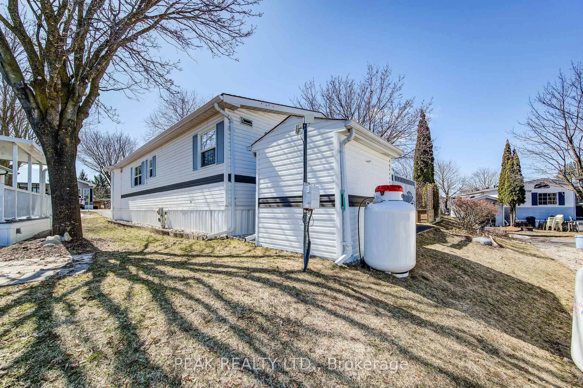 Photo 35 of Unit 355, 580 Beaver Creek Road, Waterloo — HOMEH