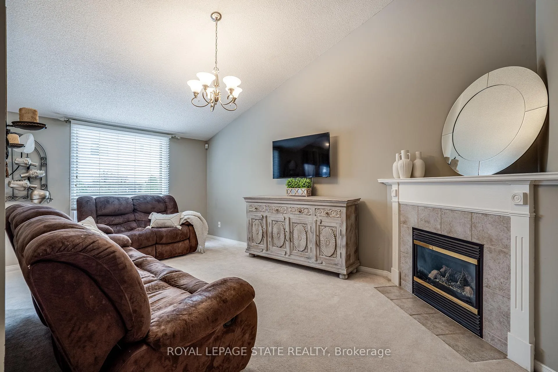 Photo 15 of 19 Claudette Gate, Hamilton, Falkirk — HOMEH
