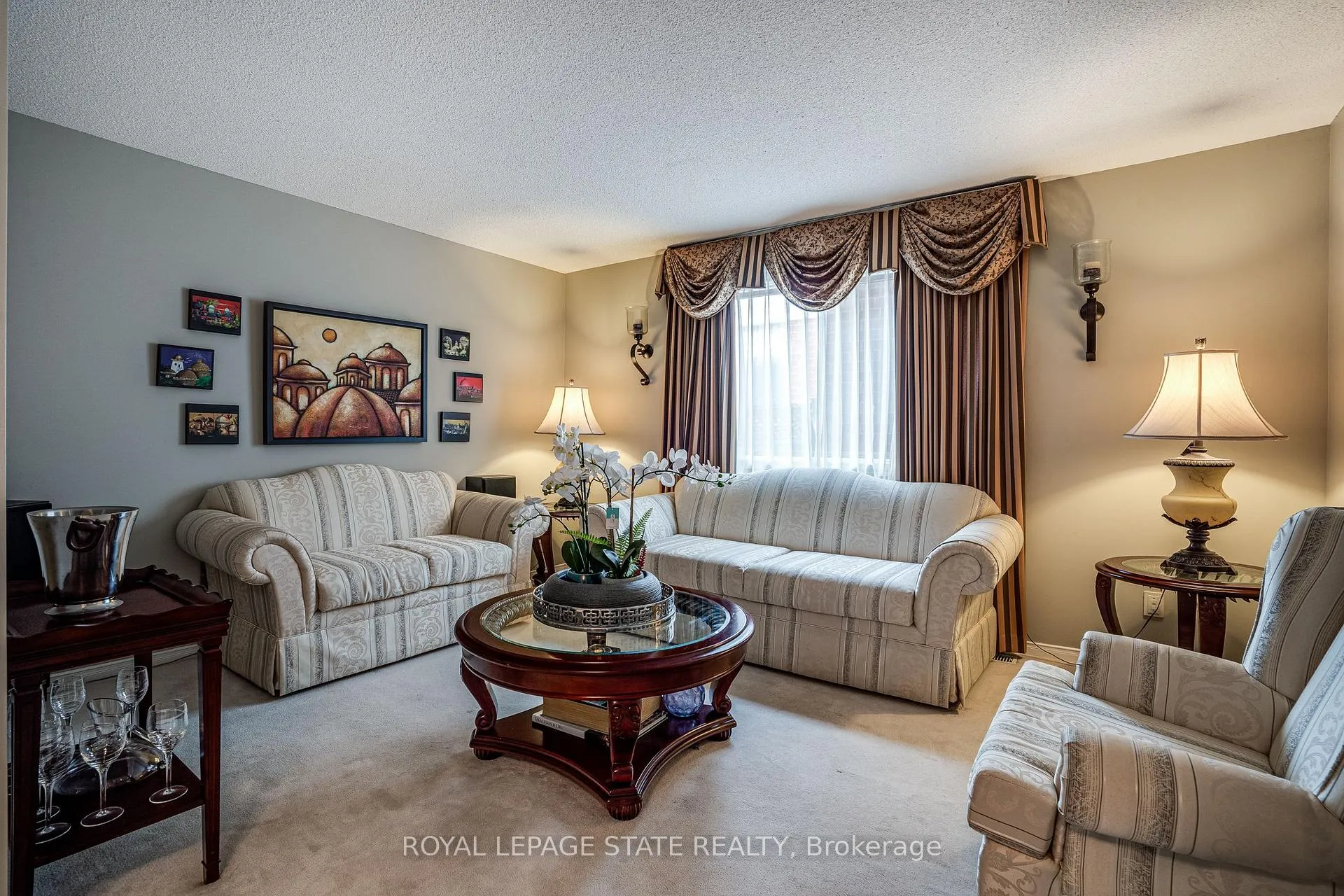 Photo 21 of 19 Claudette Gate, Hamilton, Falkirk — HOMEH