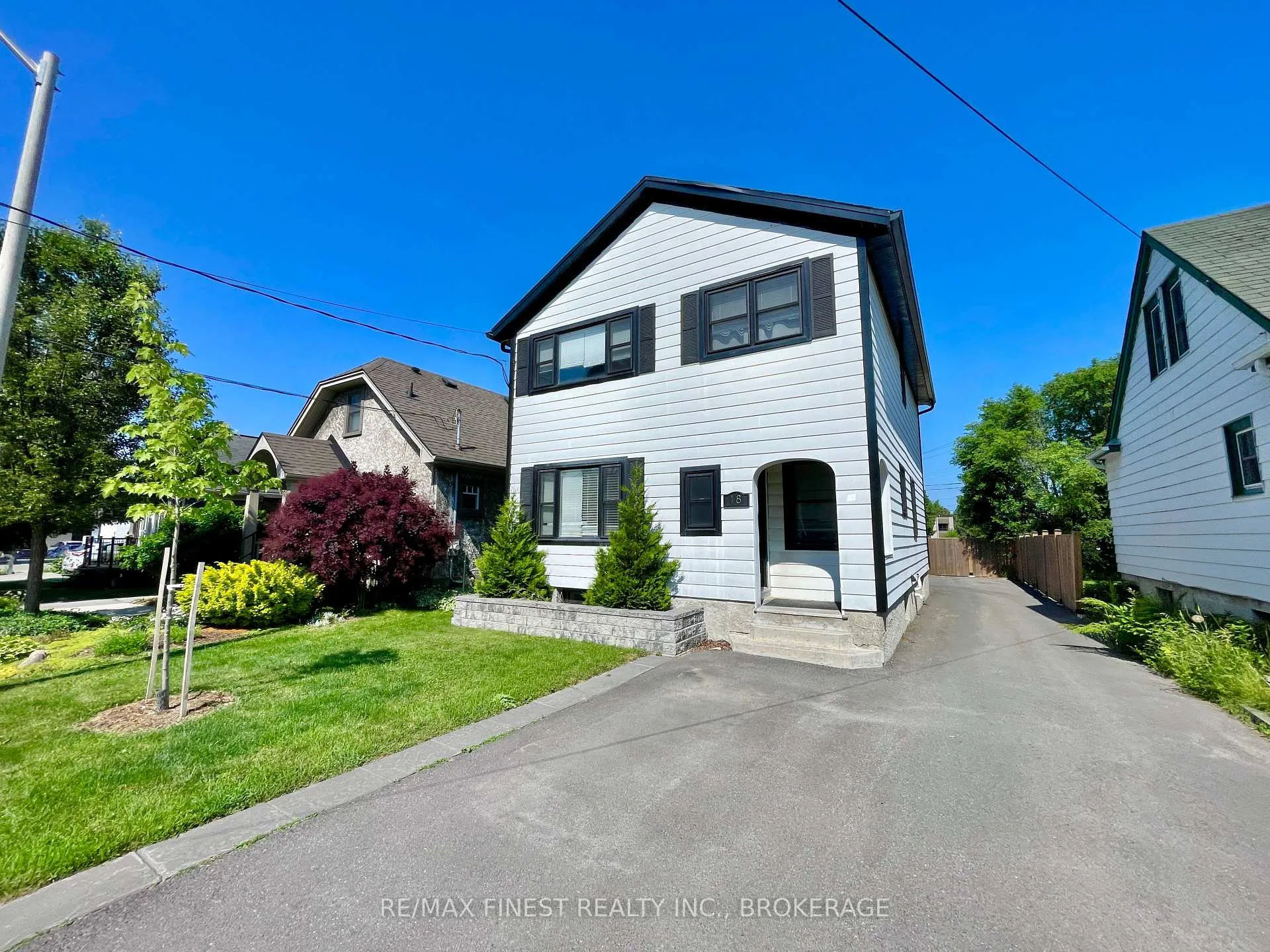 Photo 2 of 18 Drayton Avenue, Kingston, East of Sir John A. Blvd — HOMEH