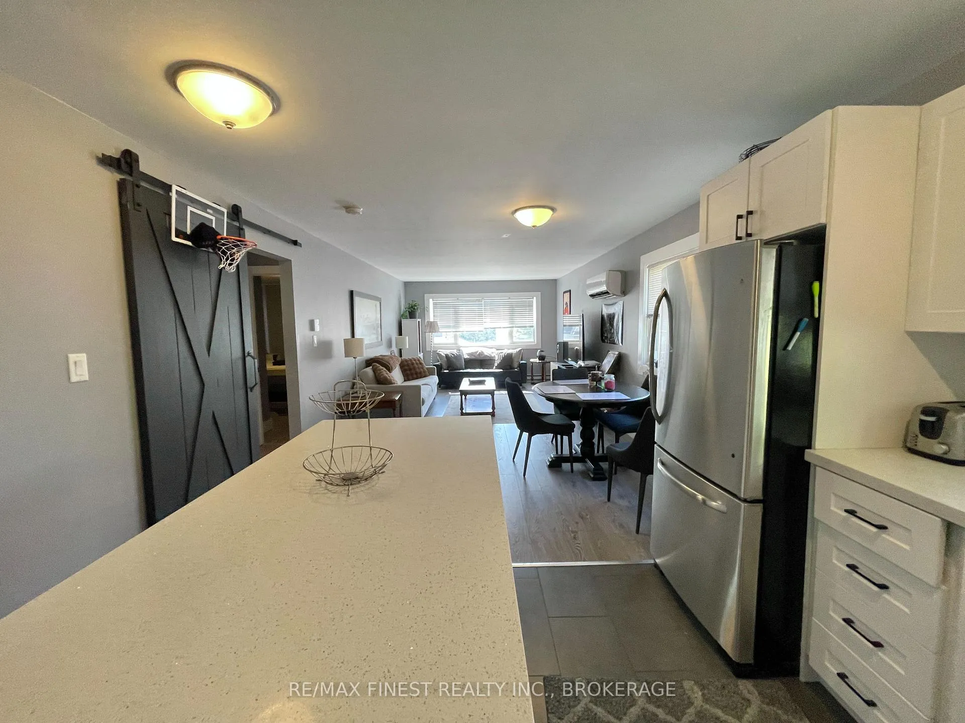 Photo 9 of 18 Drayton Avenue, Kingston, East of Sir John A. Blvd — HOMEH