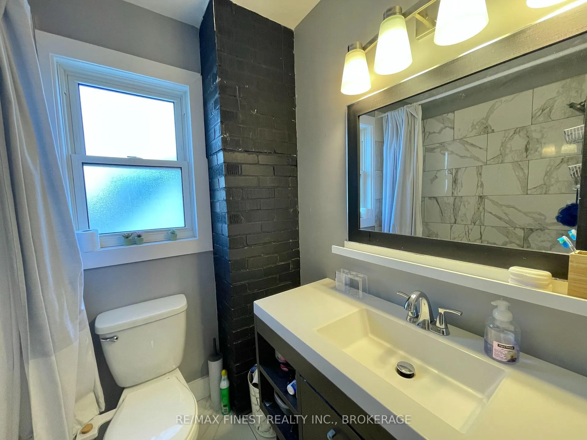 Photo 13 of 18 Drayton Avenue, Kingston, East of Sir John A. Blvd — HOMEH