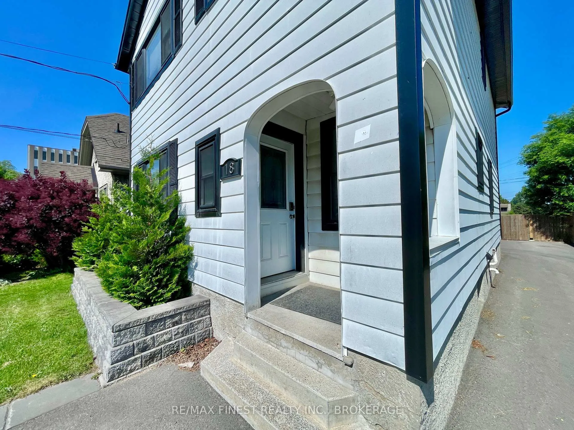 Photo 17 of 18 Drayton Avenue, Kingston, East of Sir John A. Blvd — HOMEH