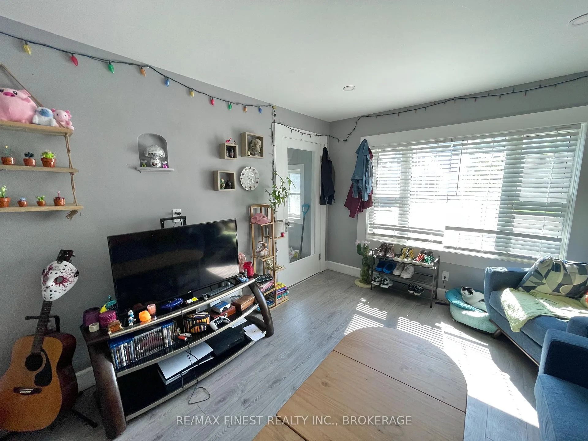 Photo 19 of 18 Drayton Avenue, Kingston, East of Sir John A. Blvd — HOMEH