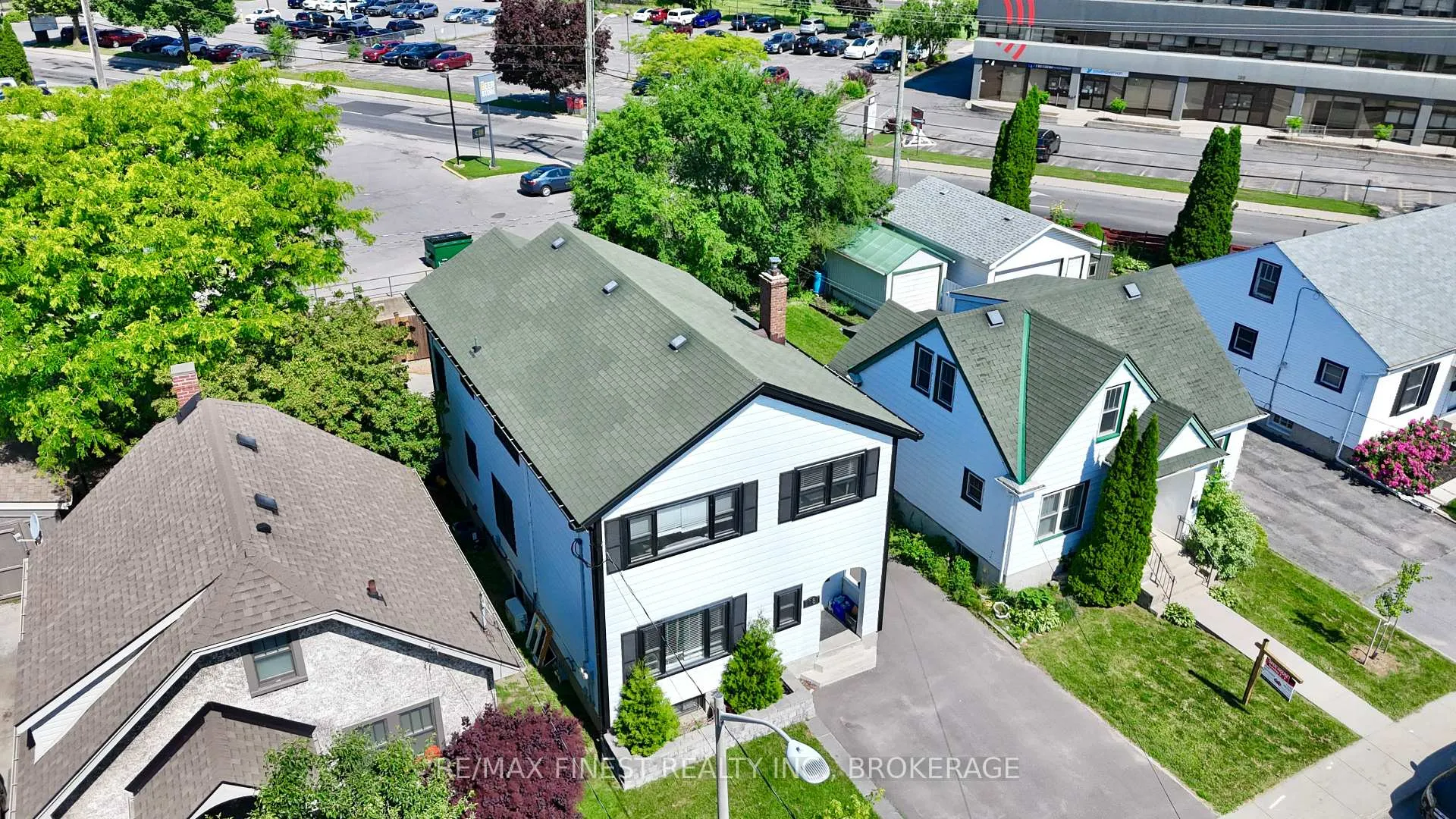 Photo 35 of 18 Drayton Avenue, Kingston, East of Sir John A. Blvd — HOMEH