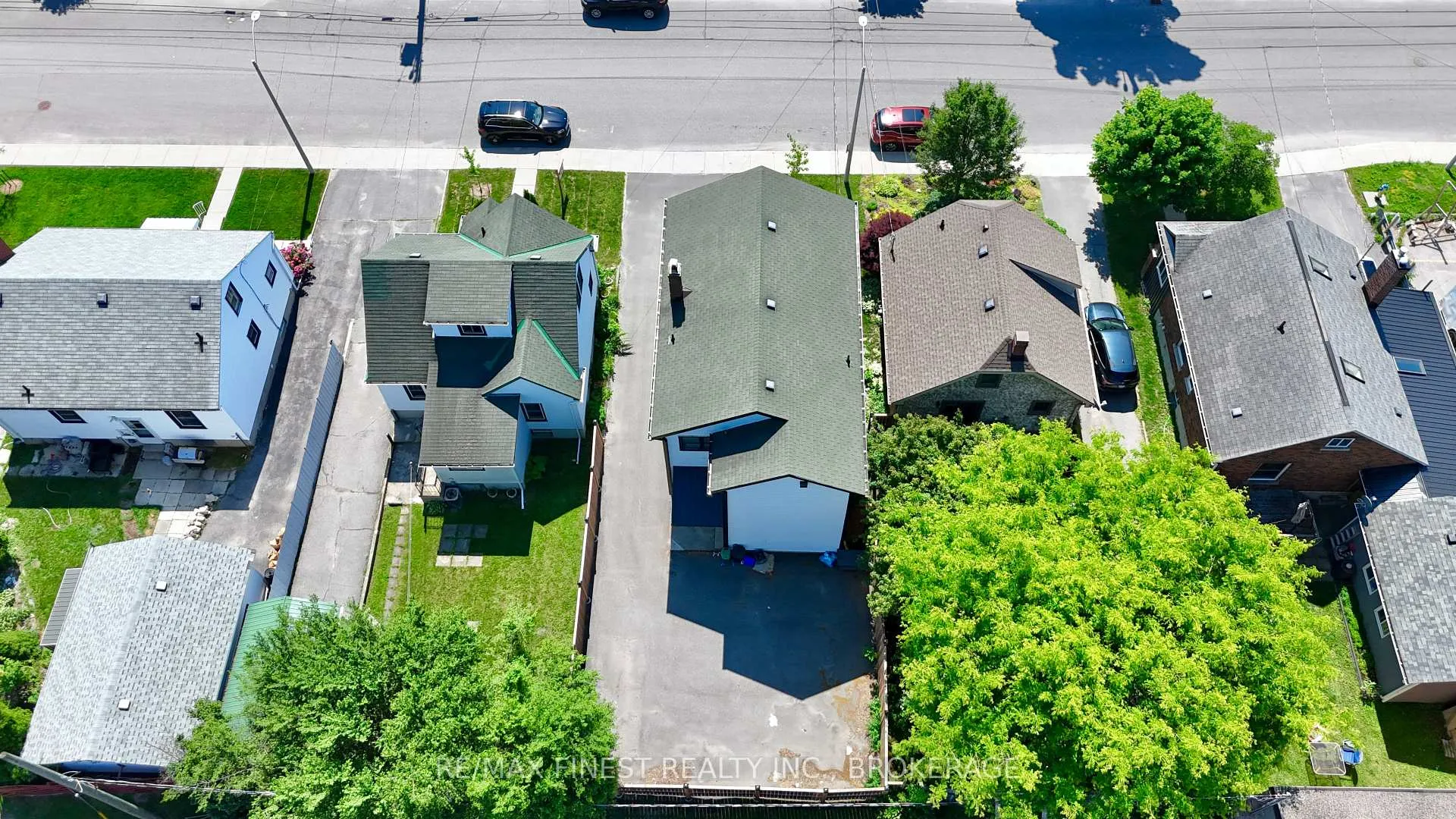 Photo 37 of 18 Drayton Avenue, Kingston, East of Sir John A. Blvd — HOMEH