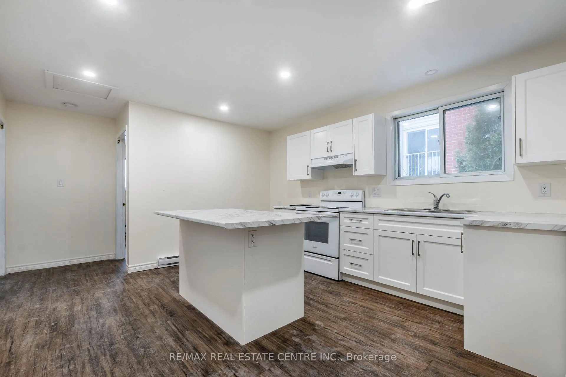Photo 6 of 19 Bricker Avenue, Waterloo — HOMEH