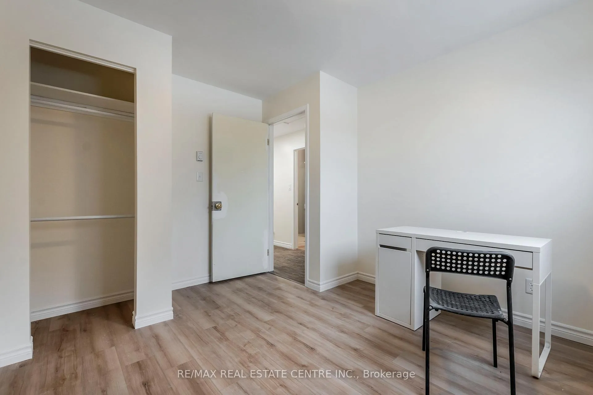 Photo 14 of 19 Bricker Avenue, Waterloo — HOMEH