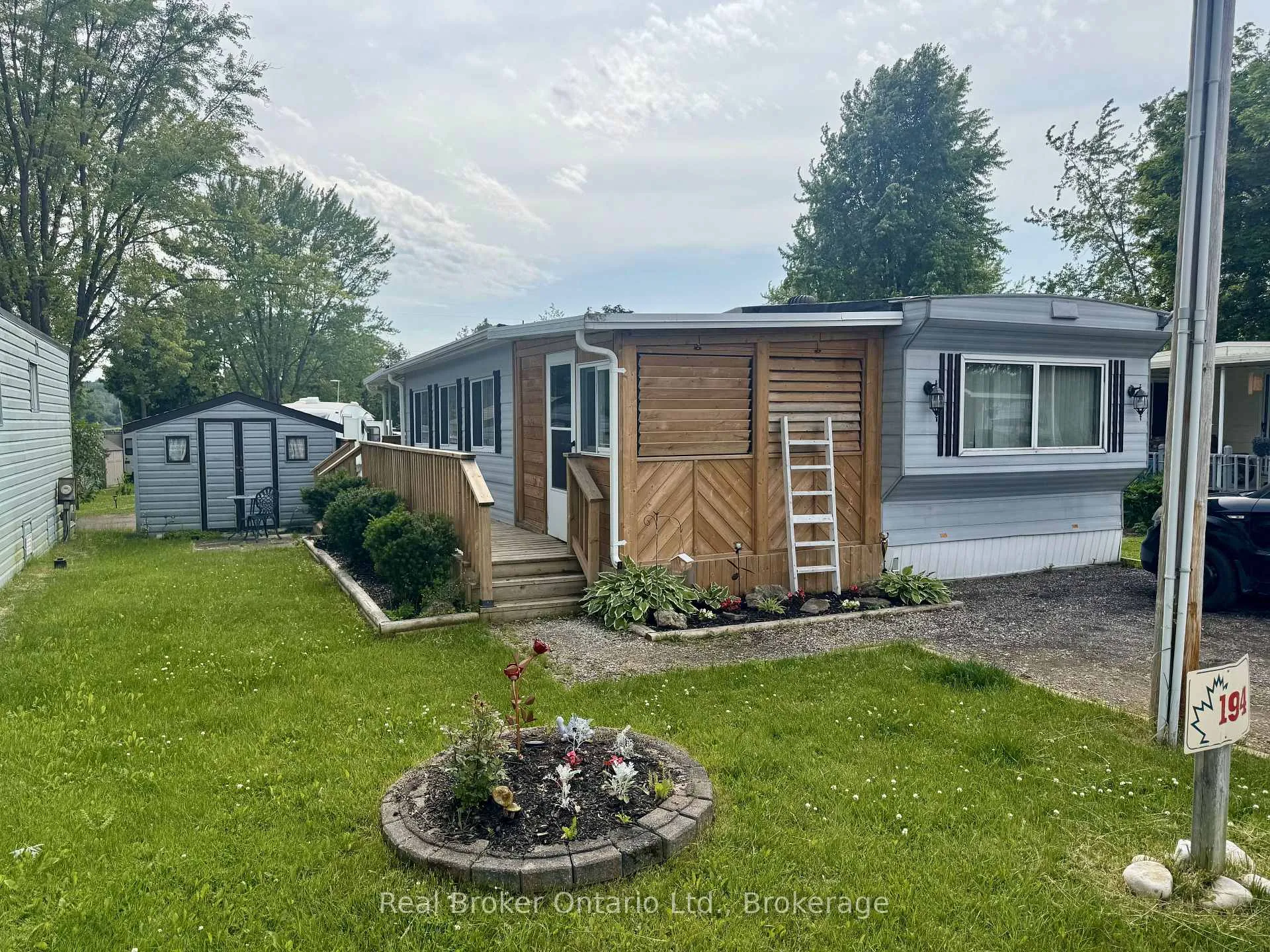 Photo 1 of Unit 194, 580 Beaver Creek Road, Waterloo — HOMEH