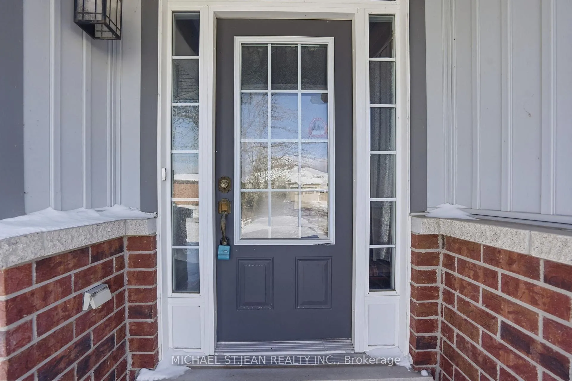 Photo 6 of 11 Sidare Court, Grimsby, Grimsby Beach — HOMEH