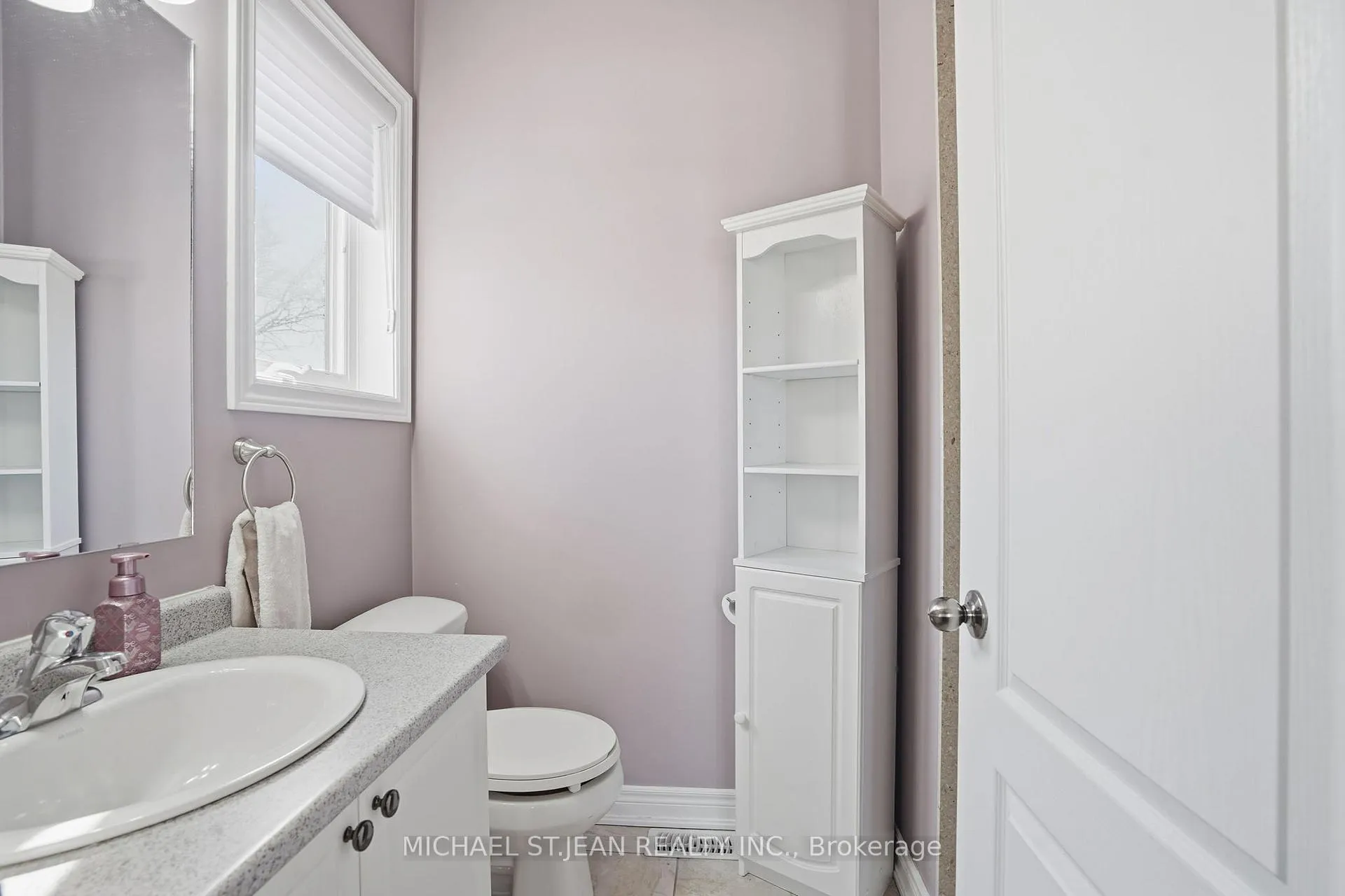 Photo 11 of 11 Sidare Court, Grimsby, Grimsby Beach — HOMEH
