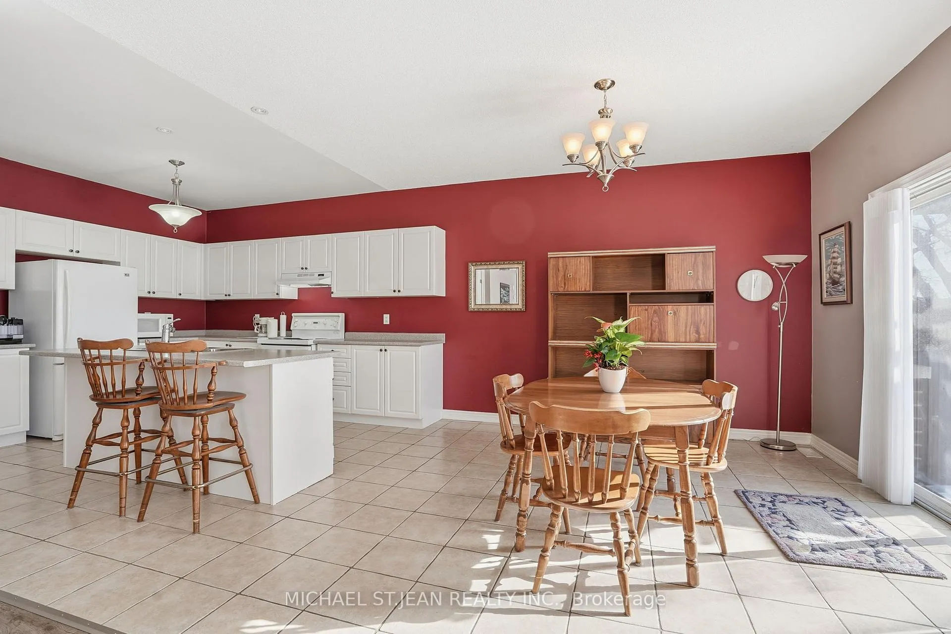 Photo 15 of 11 Sidare Court, Grimsby, Grimsby Beach — HOMEH