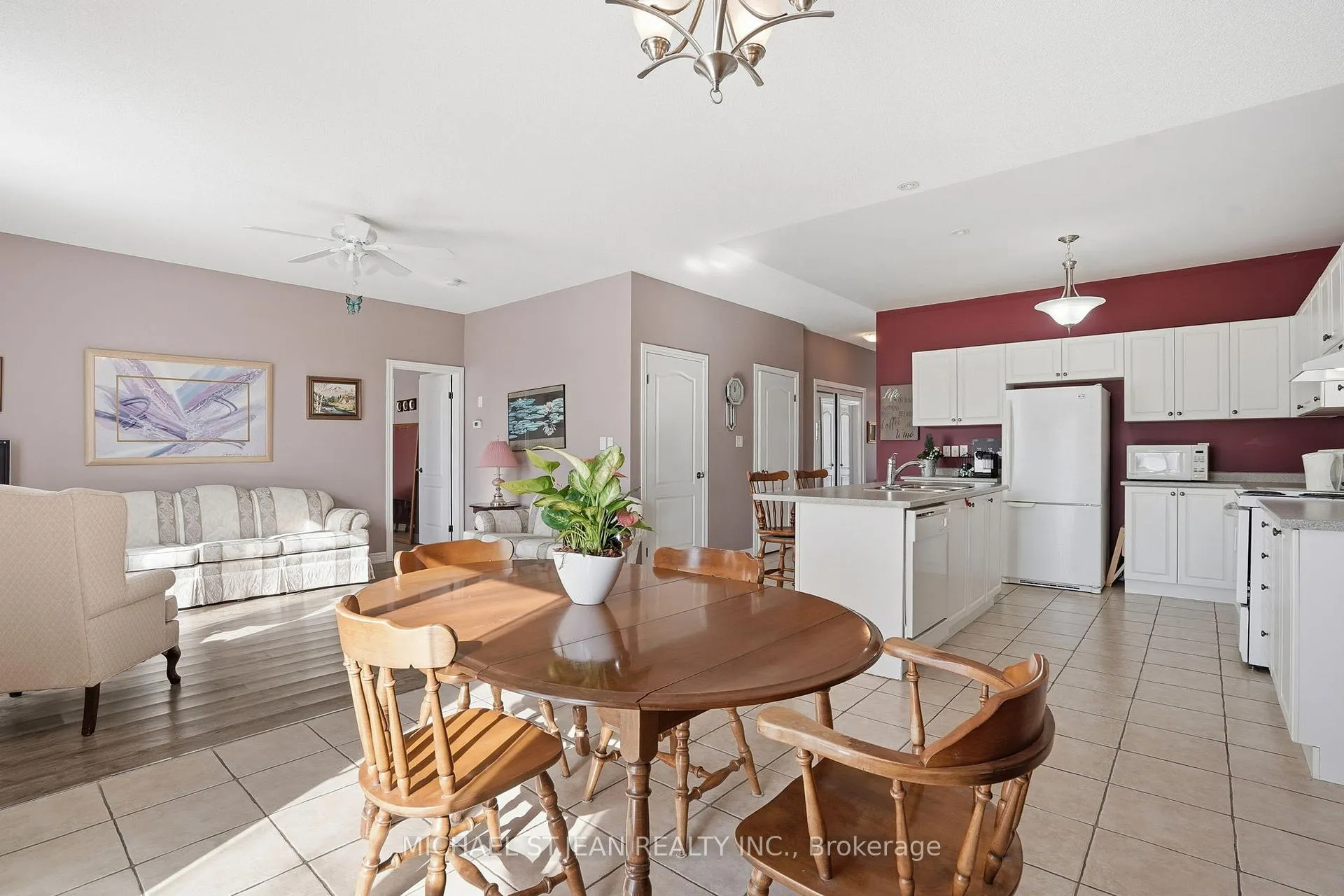 Photo 16 of 11 Sidare Court, Grimsby, Grimsby Beach — HOMEH