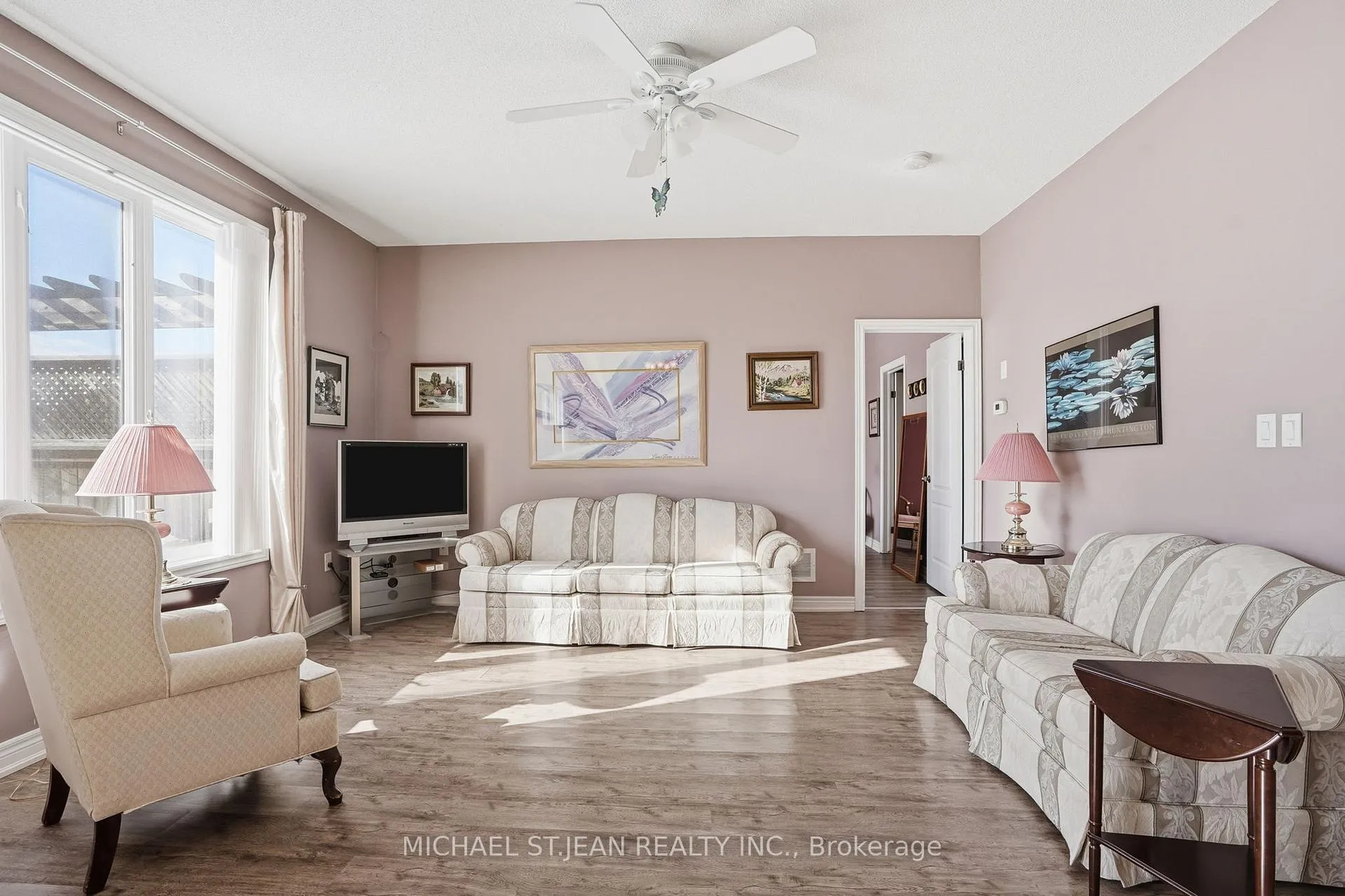 Photo 18 of 11 Sidare Court, Grimsby, Grimsby Beach — HOMEH