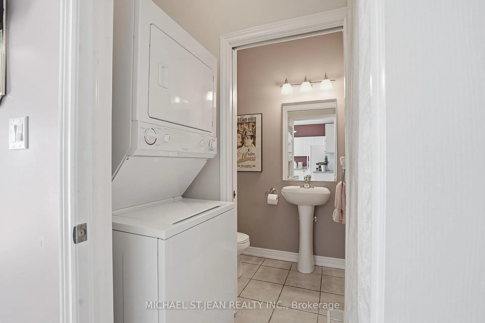 Photo 21 of 11 Sidare Court, Grimsby, Grimsby Beach — HOMEH