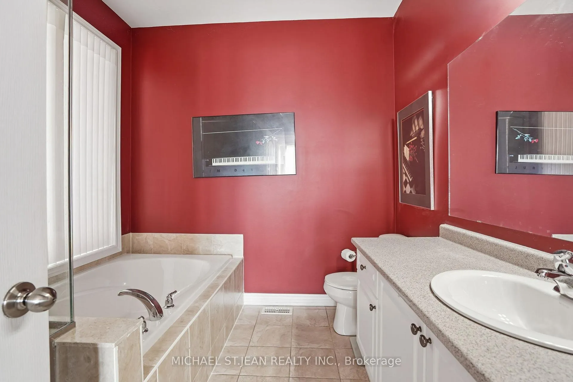 Photo 25 of 11 Sidare Court, Grimsby, Grimsby Beach — HOMEH