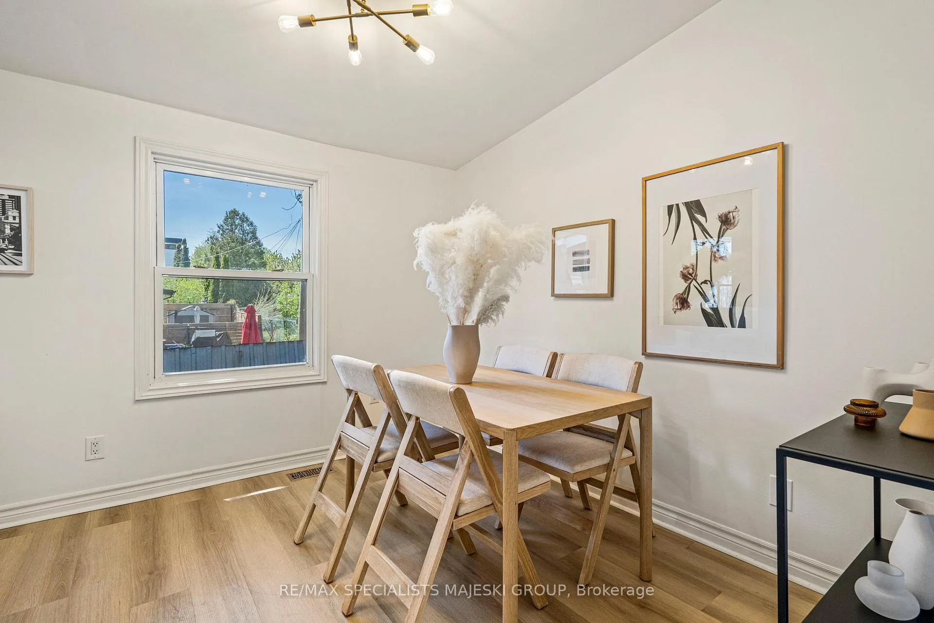 Photo 17 of 180 Wood Street E, Hamilton, North End — HOMEH