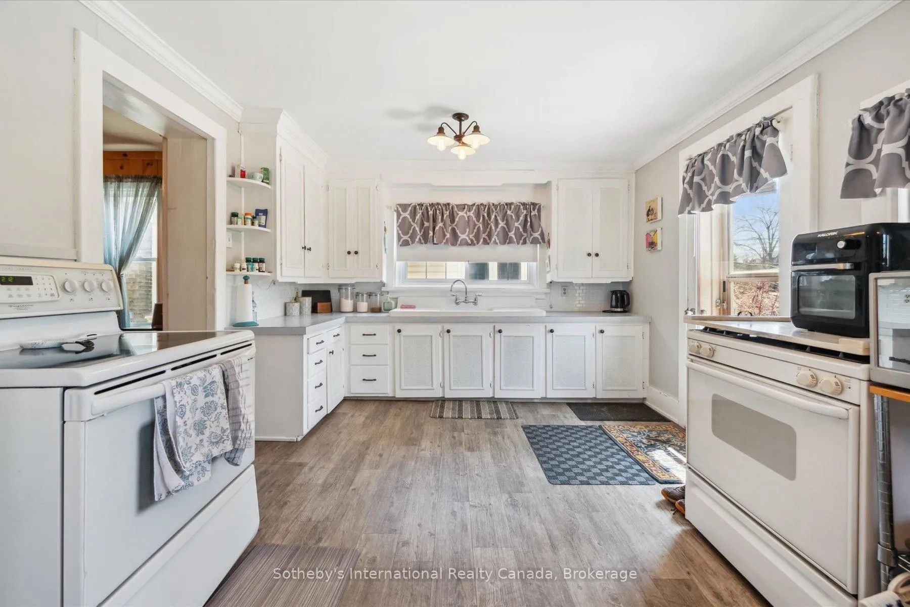 Photo 13 of 98 Walnut Street, Brant, Paris — HOMEH