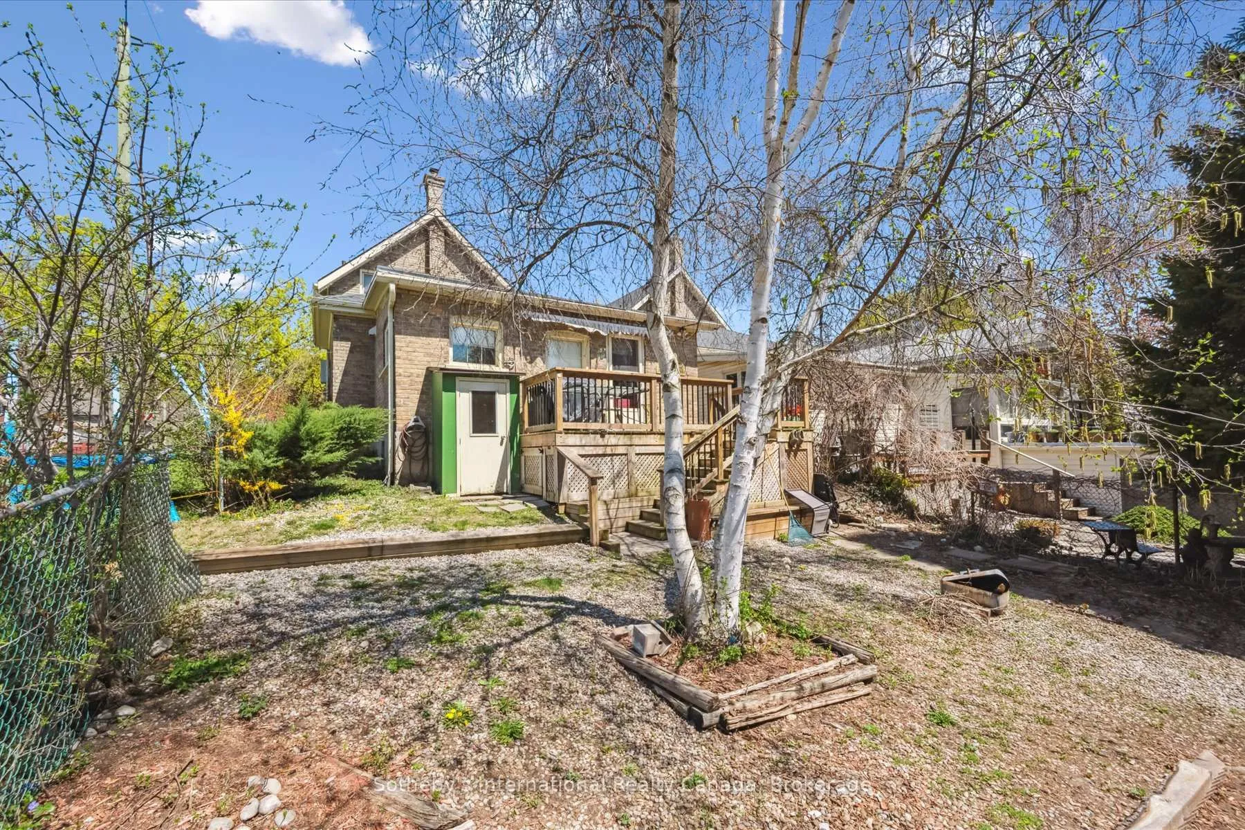 Photo 22 of 98 Walnut Street, Brant, Paris — HOMEH