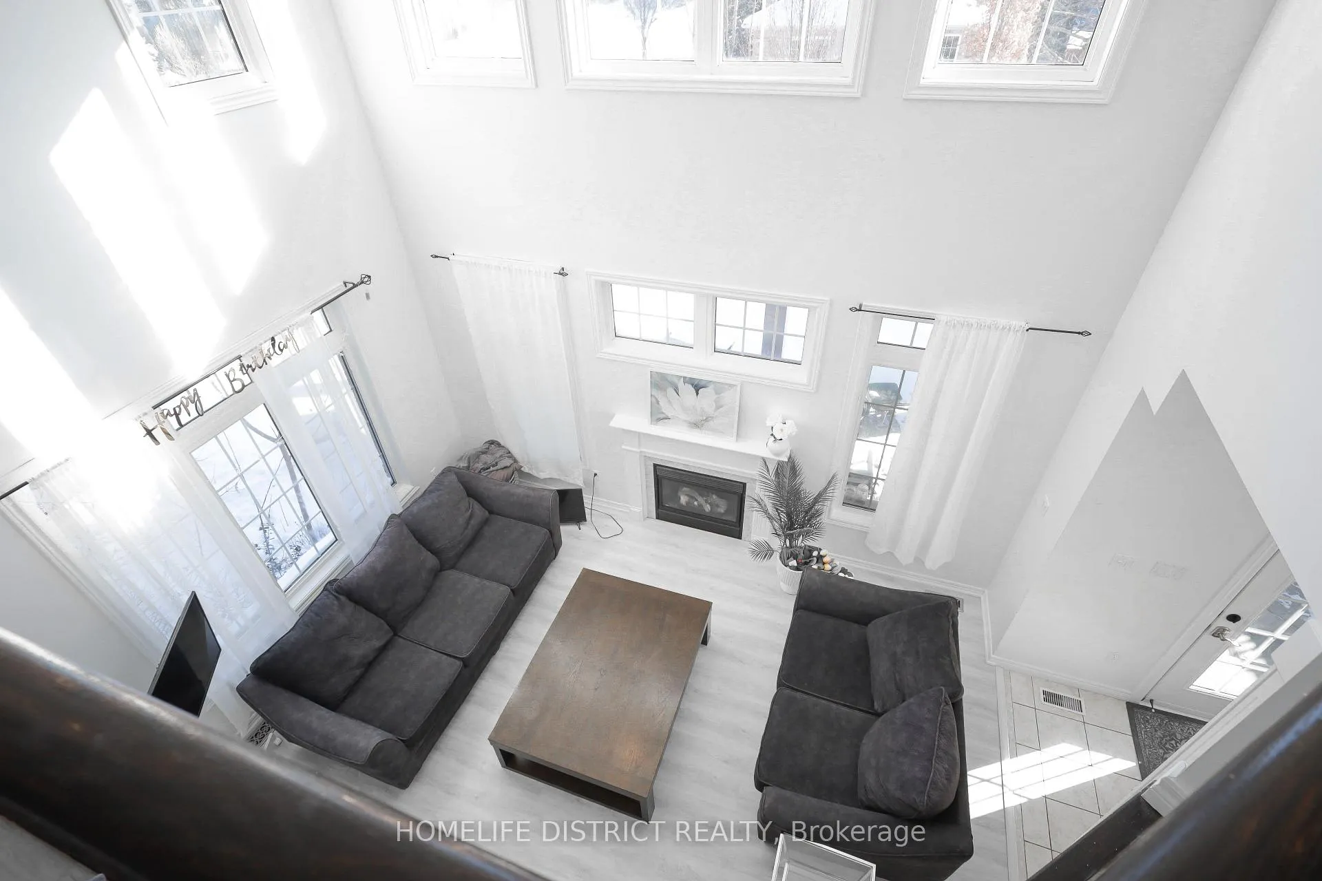 Photo 12 of 847 Greenleaf Circle, Oshawa, Taunton — HOMEH