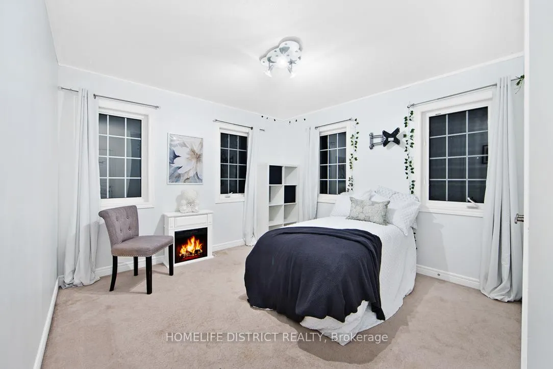Photo 19 of 847 Greenleaf Circle, Oshawa, Taunton — HOMEH