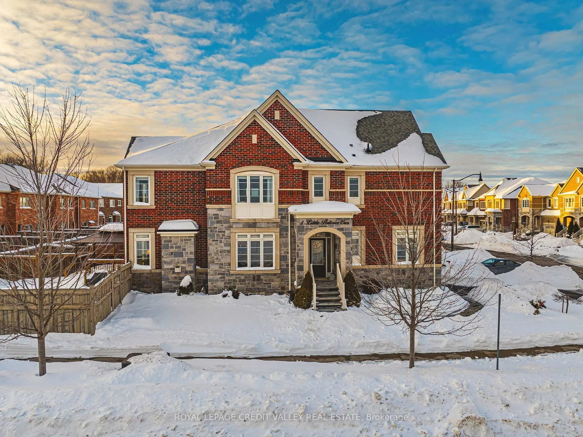 Photo 1 of 1 Little Britain Crescent, Brampton, Bram West — HOMEH