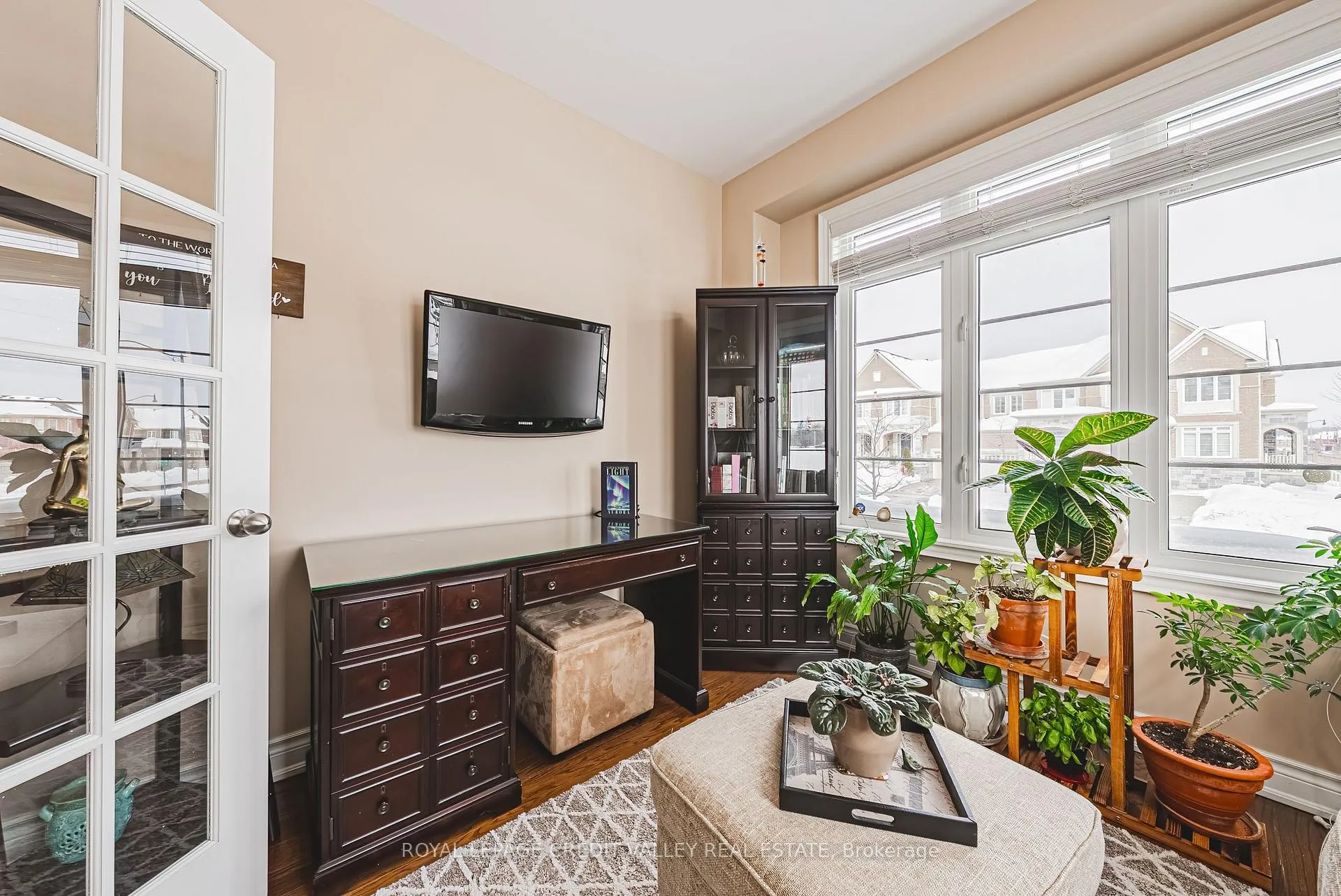 Photo 10 of 1 Little Britain Crescent, Brampton, Bram West — HOMEH